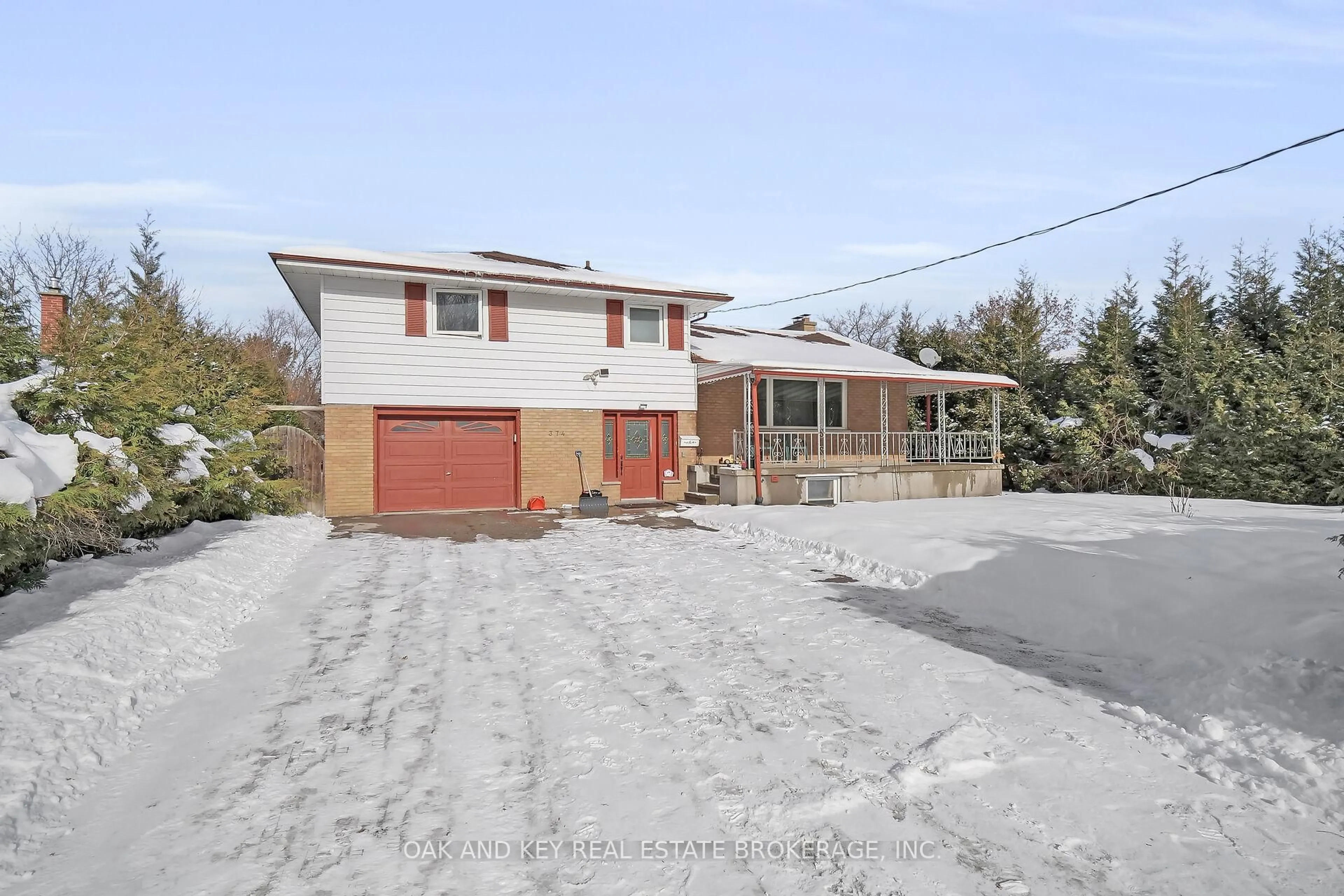 Unknown for 374 Westlake St, London South Ontario N5Z 3A4