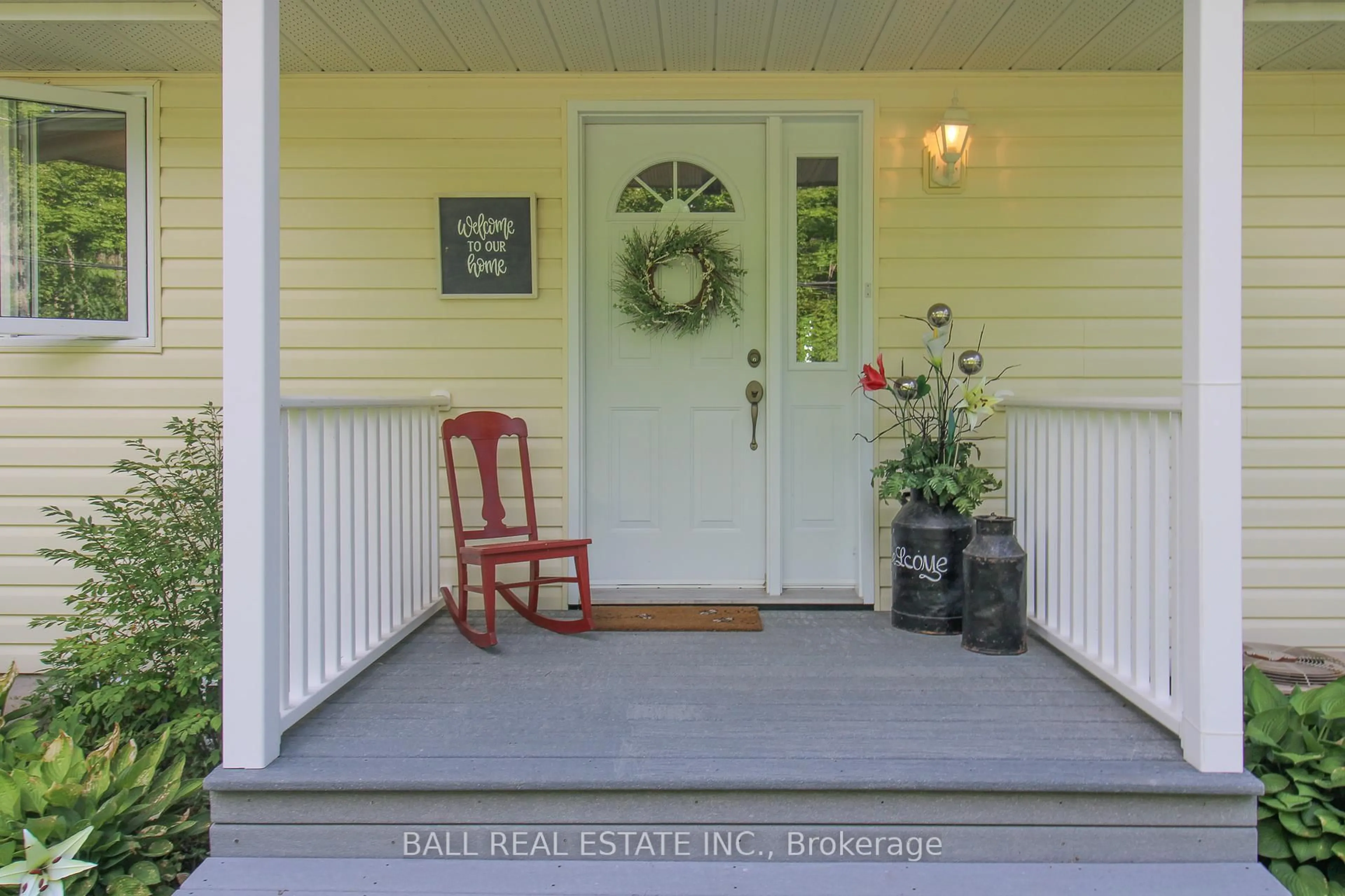 Indoor entryway for 35 Fire Route 44, Havelock-Belmont-Methuen Ontario K0L 1Z0