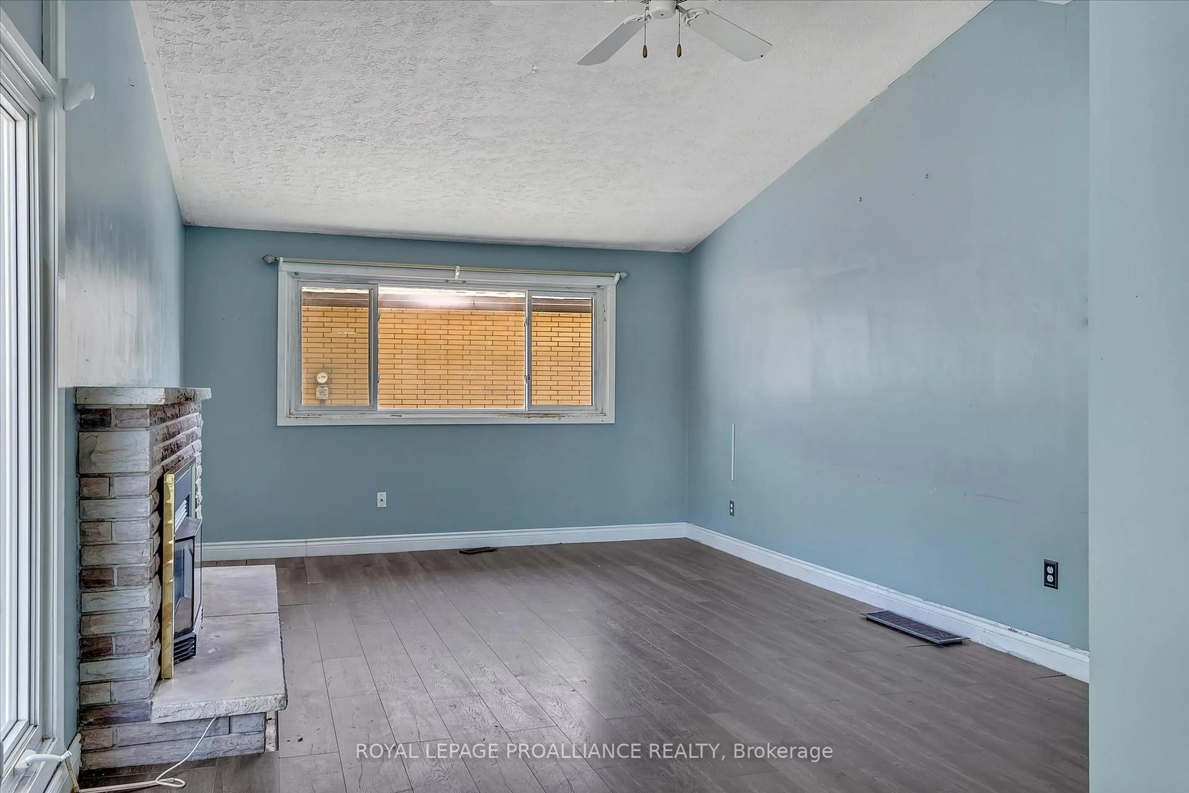 A pic of a room for 1182 MILBURN St, Peterborough North Ontario K9H 6P2