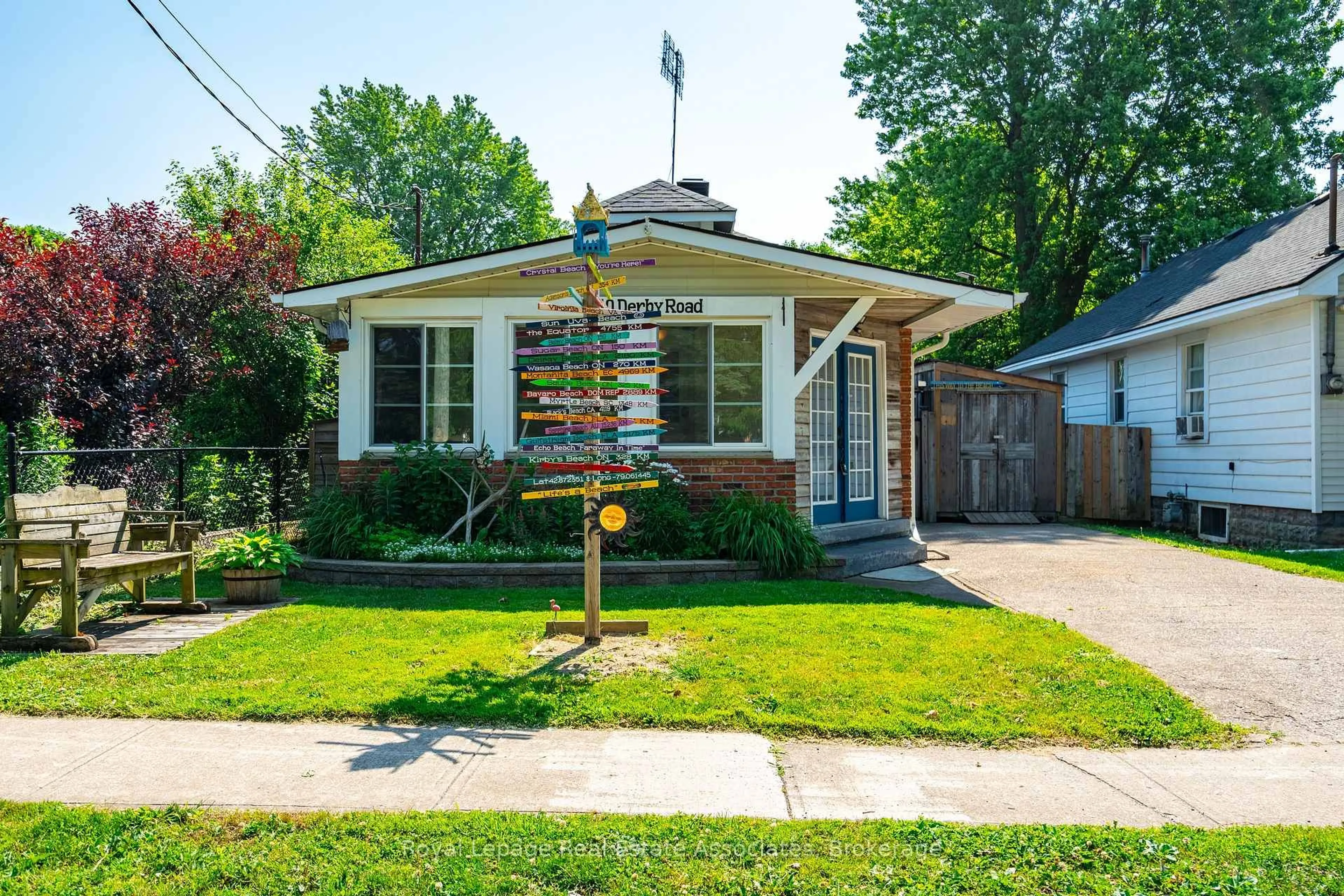 Home with brick exterior material, street for 110 Derby Rd, Fort Erie Ontario L0S 1B0