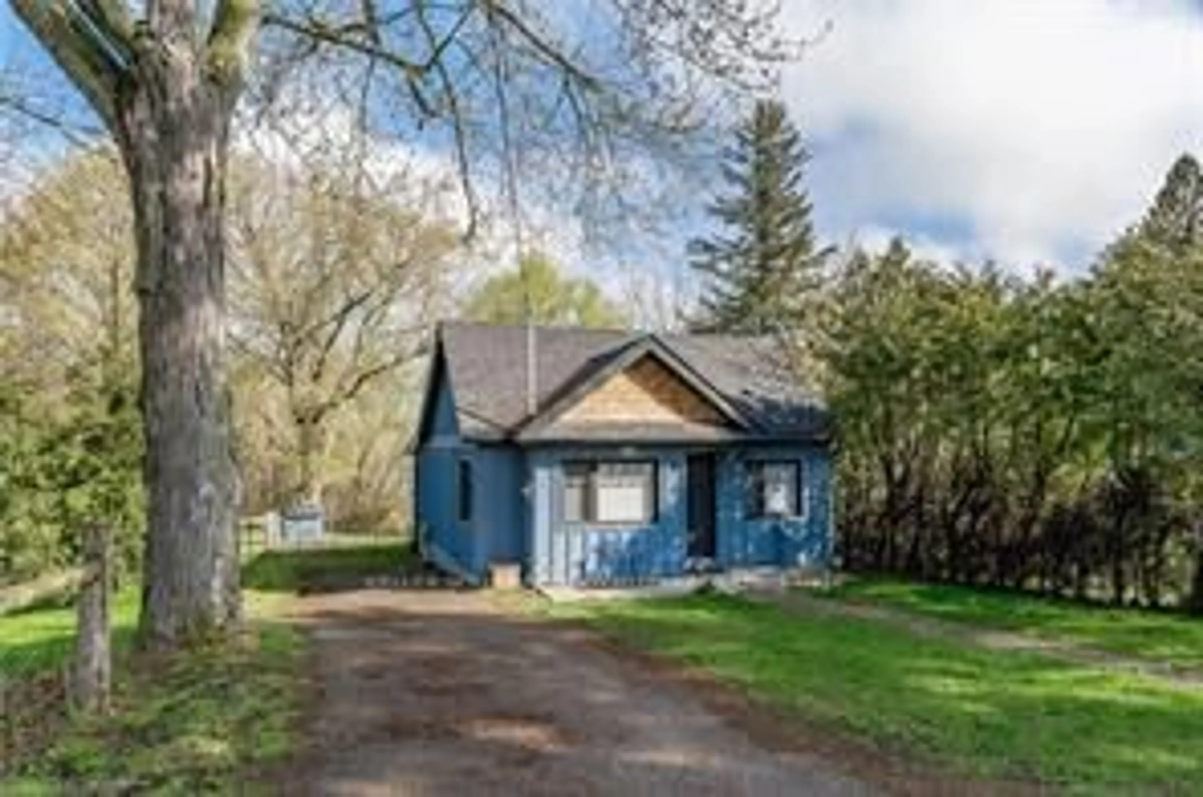 Shed for 16 Maple Tr, Puslinch Ontario N3C 2V4