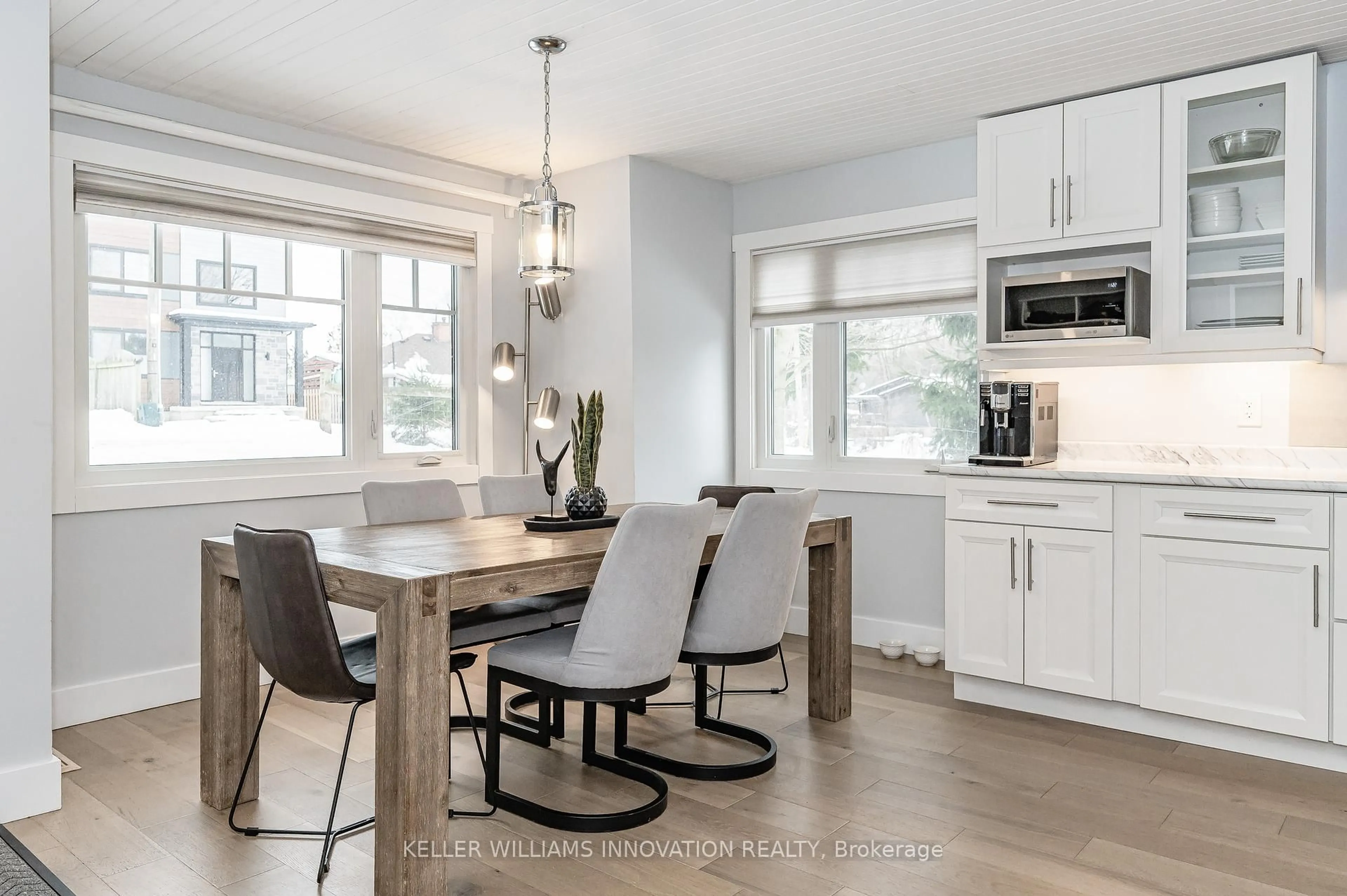 Open concept kitchen, unknown for 16 Maple Tr, Puslinch Ontario N3C 2V4