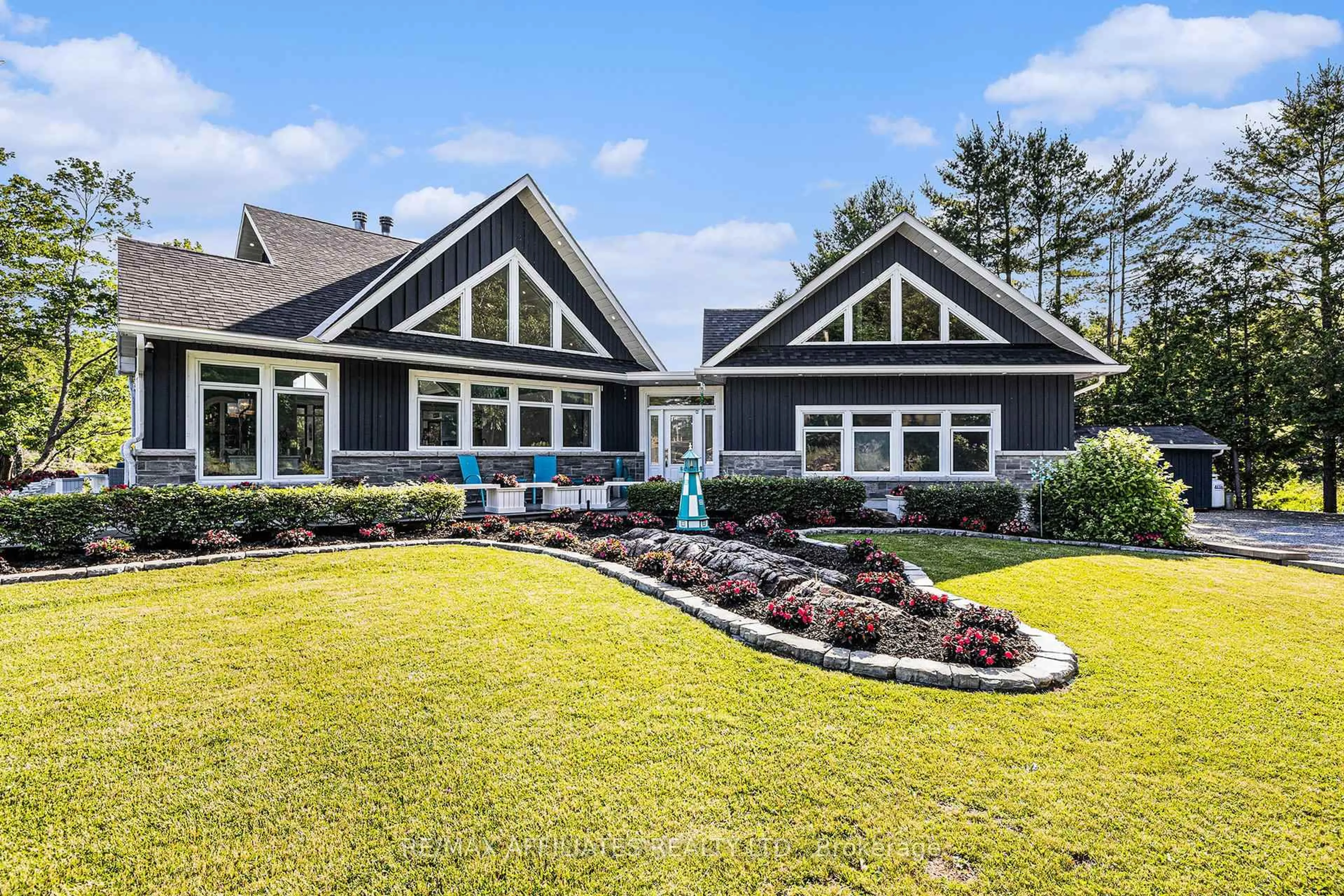 Home with vinyl exterior material, unknown for 4339 South Lavant Rd, Lanark Ontario K0G 1K0