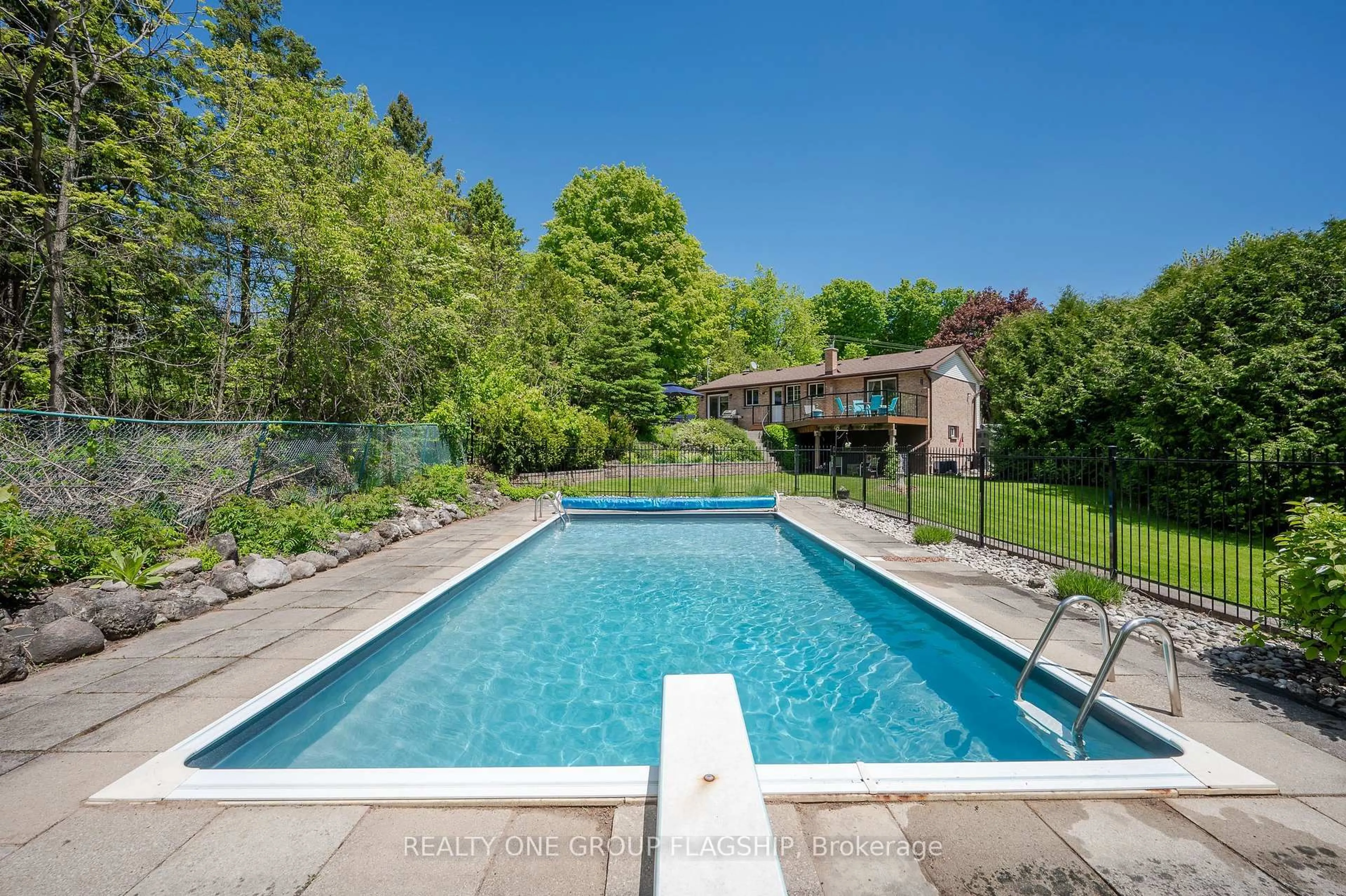Pool for 1893 Centre Rd, Hamilton Ontario L0R 1K0