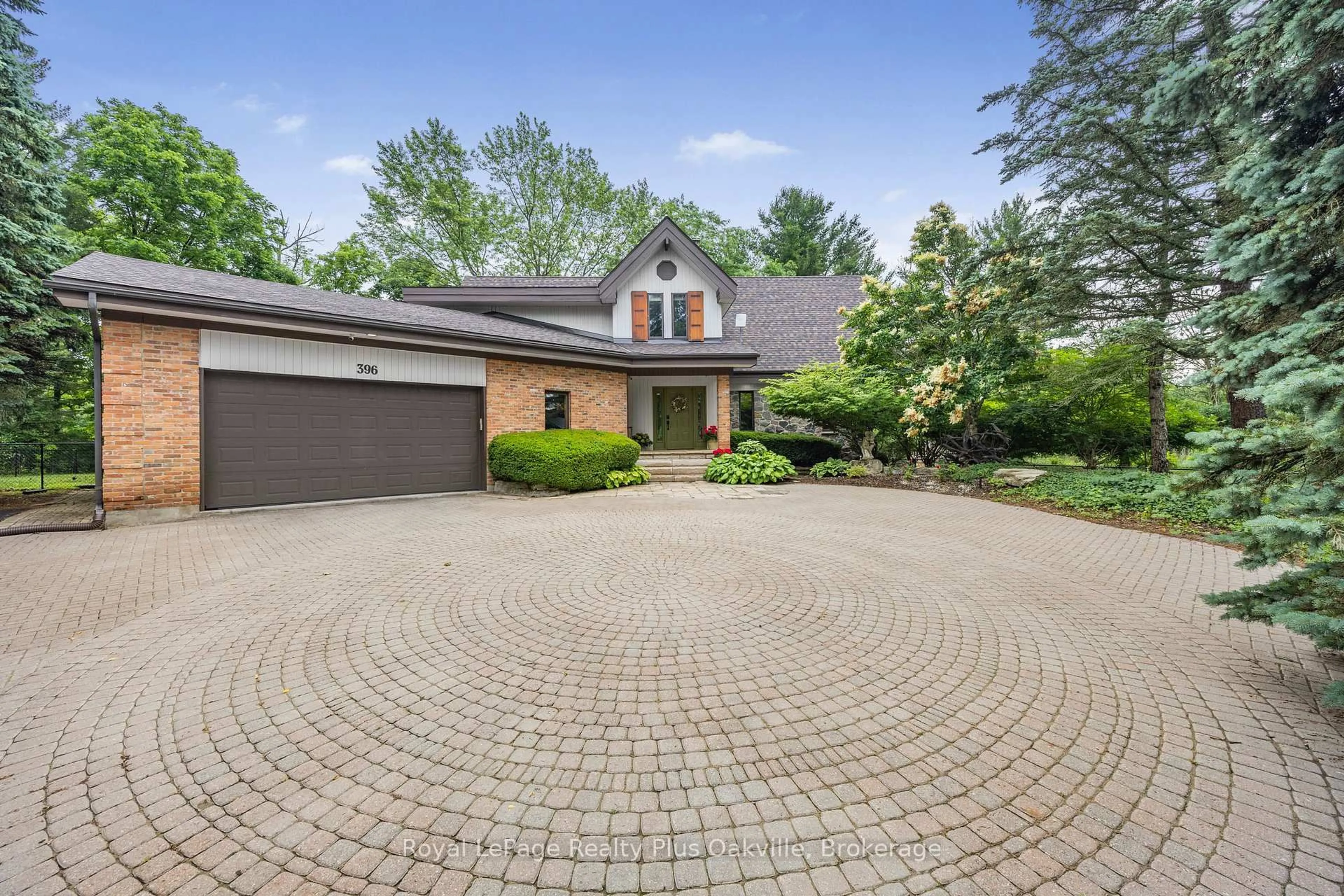 Unknown for 396 Butter Rd, Hamilton Ontario L9G 3L1