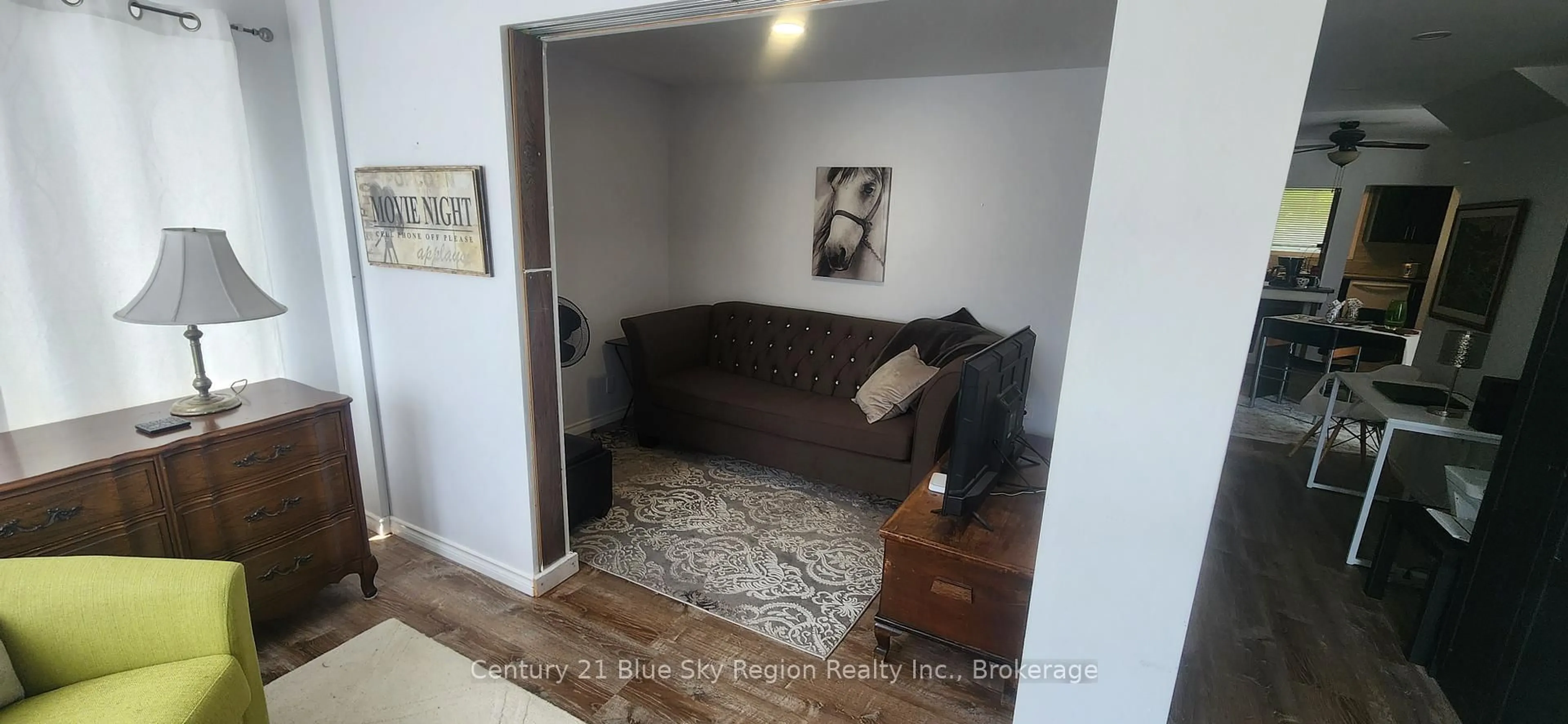 A pic of a room for 1012 Maher St, North Bay Ontario P1B 2L7