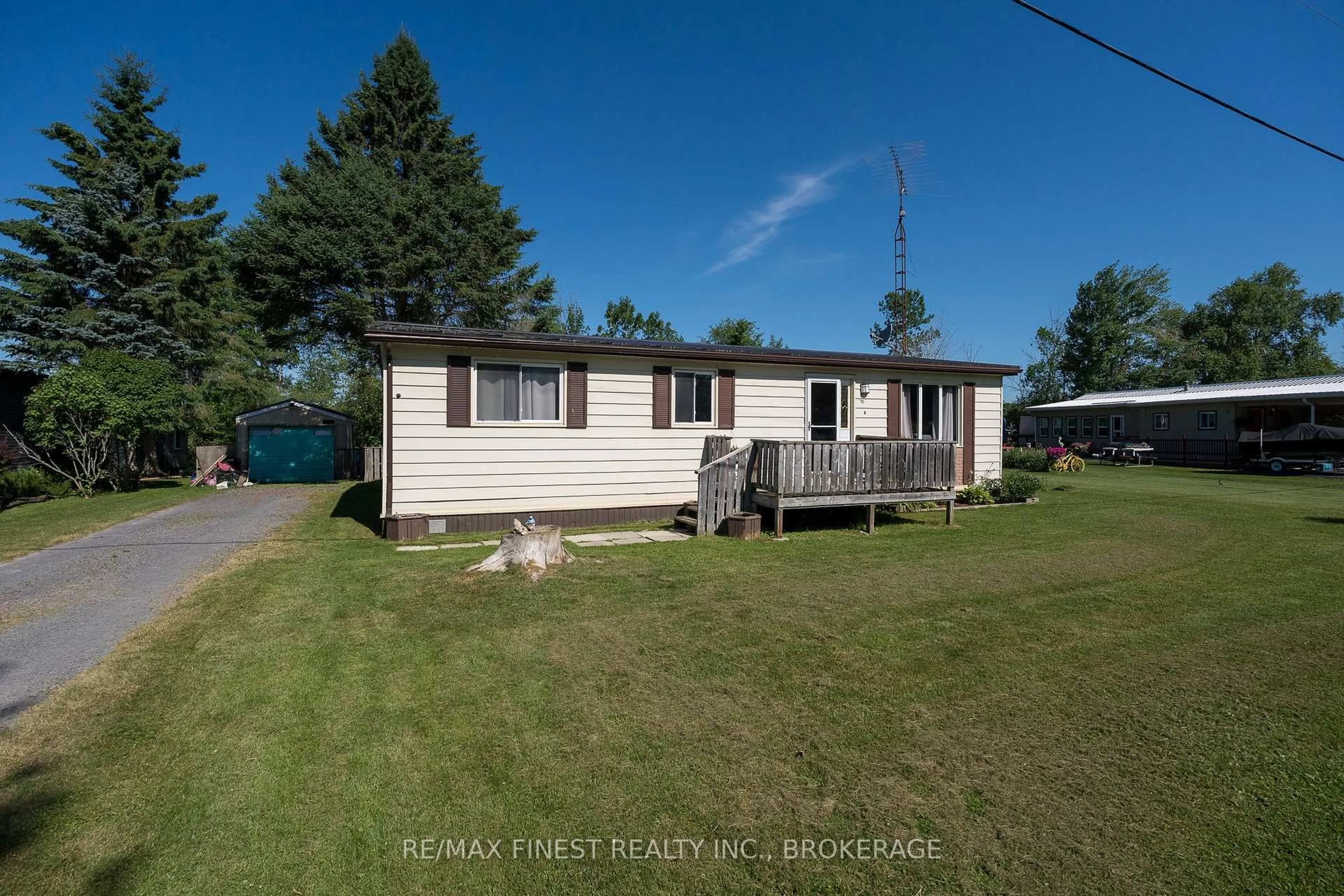 A pic from outside/outdoor area/front of a property/back of a property/a pic from drone, street for 4317 E R Orser Dr, Verona Ontario K0H 2W0