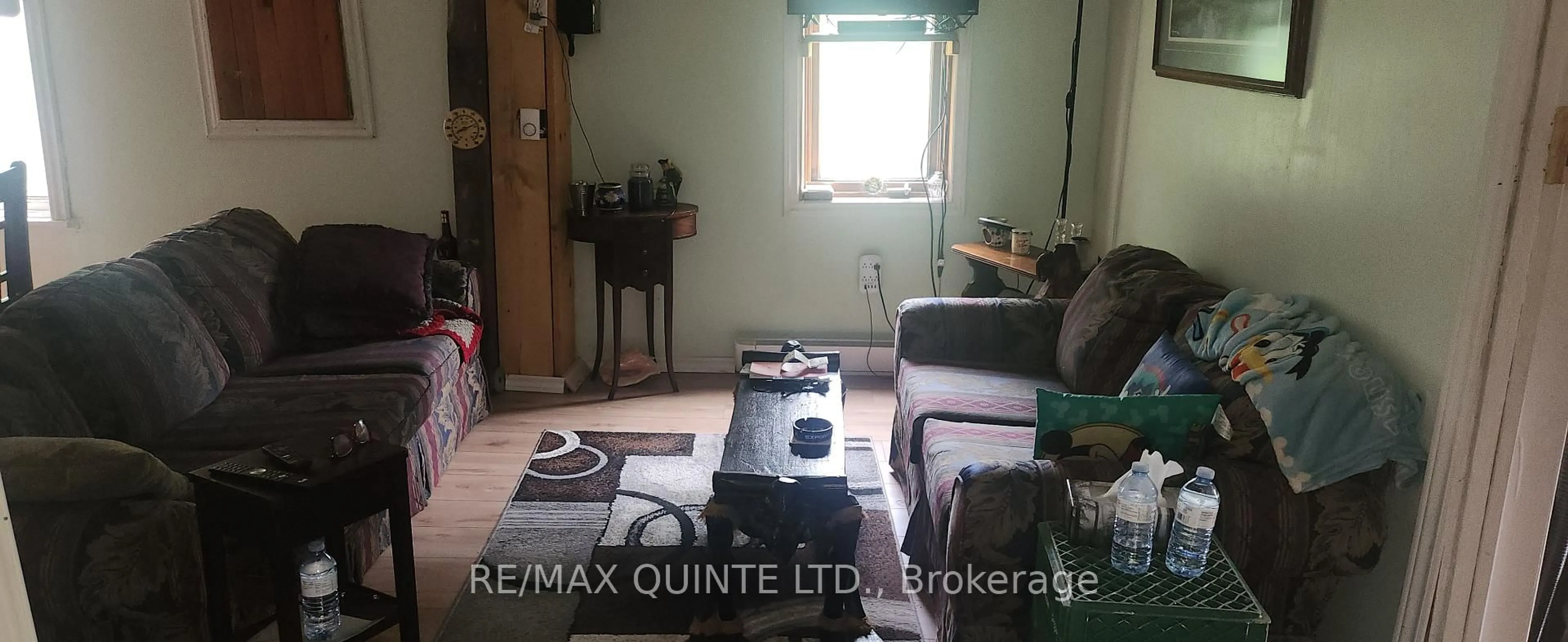 A pic of a room for 305 Moneymore Rd, Belleville Ontario K0K 2Y0
