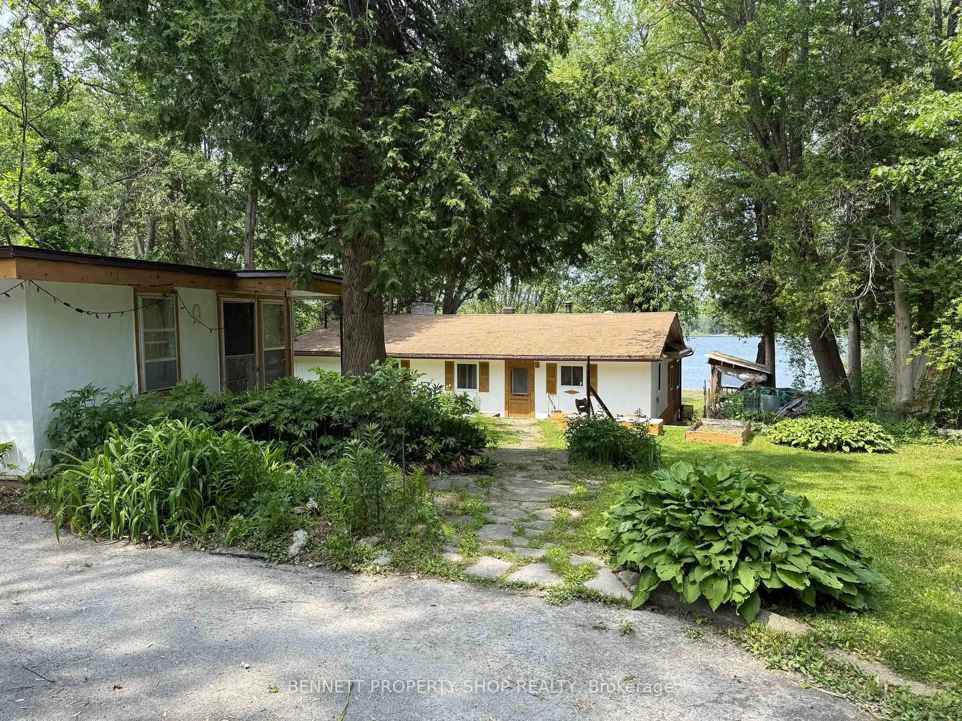 Unknown for 252 Old Quarry Rd, Ottawa Ontario K0A 3M0