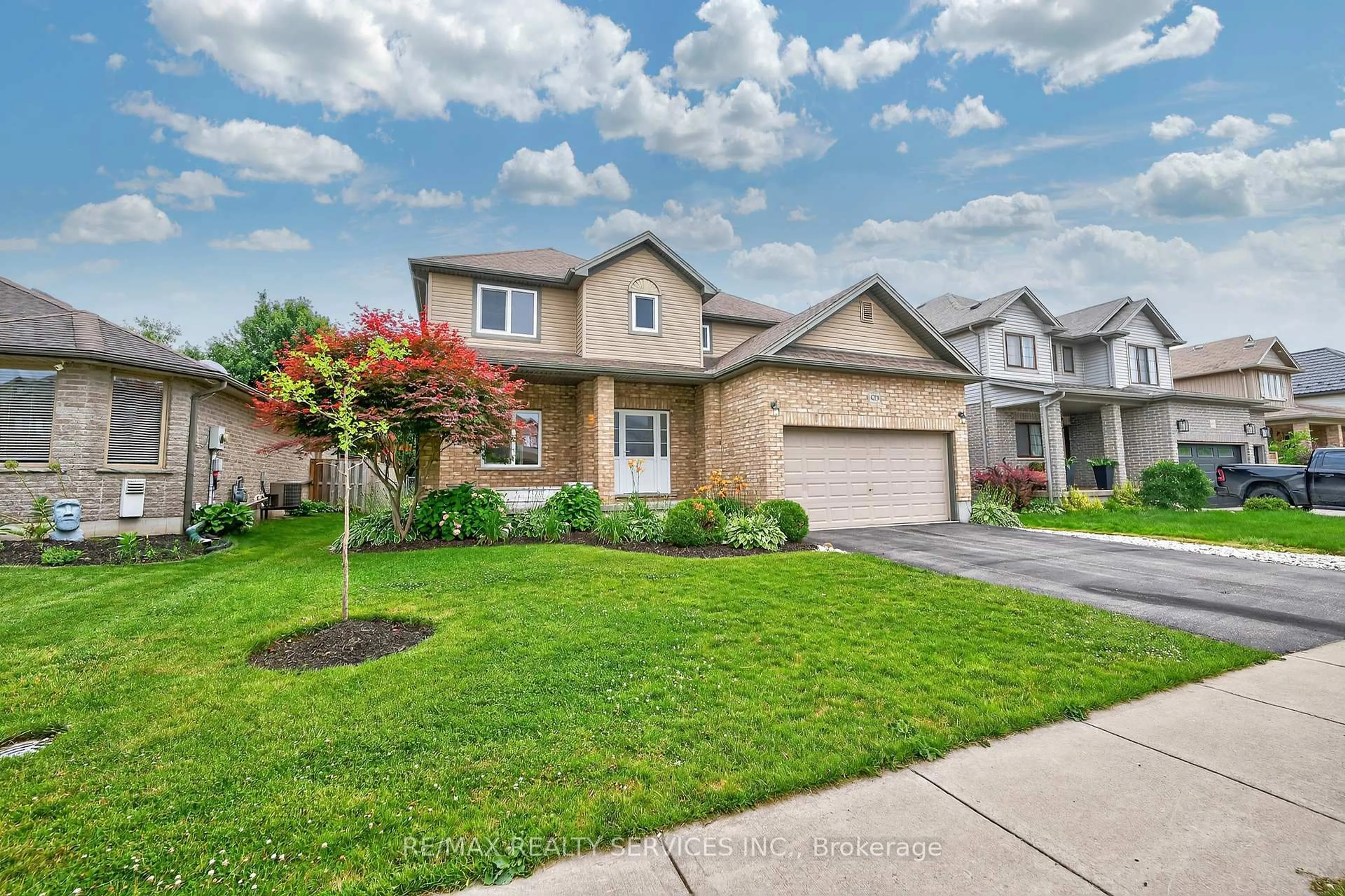 Unknown for 679 Spitfire St, Woodstock Ontario N4T 0B1