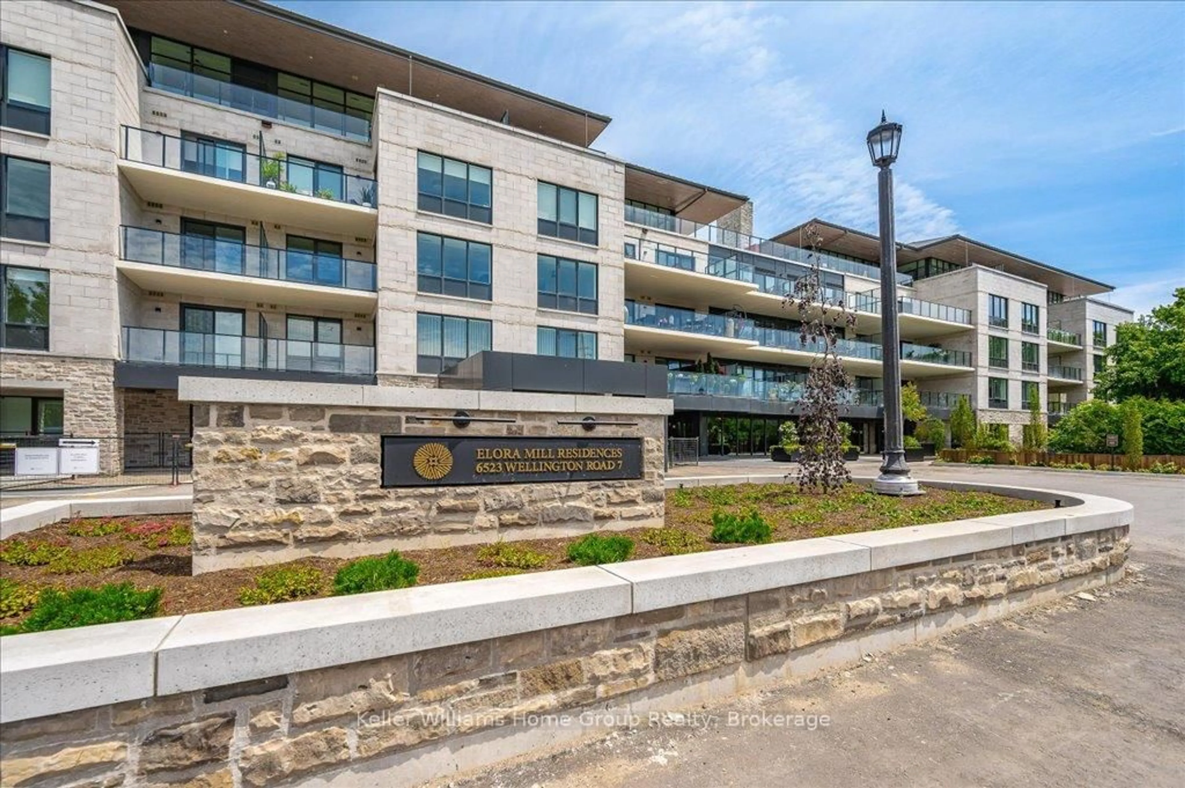 Patio, building for 6523 Wellington Road 7 #304, Centre Wellington Ontario N0B 1S0