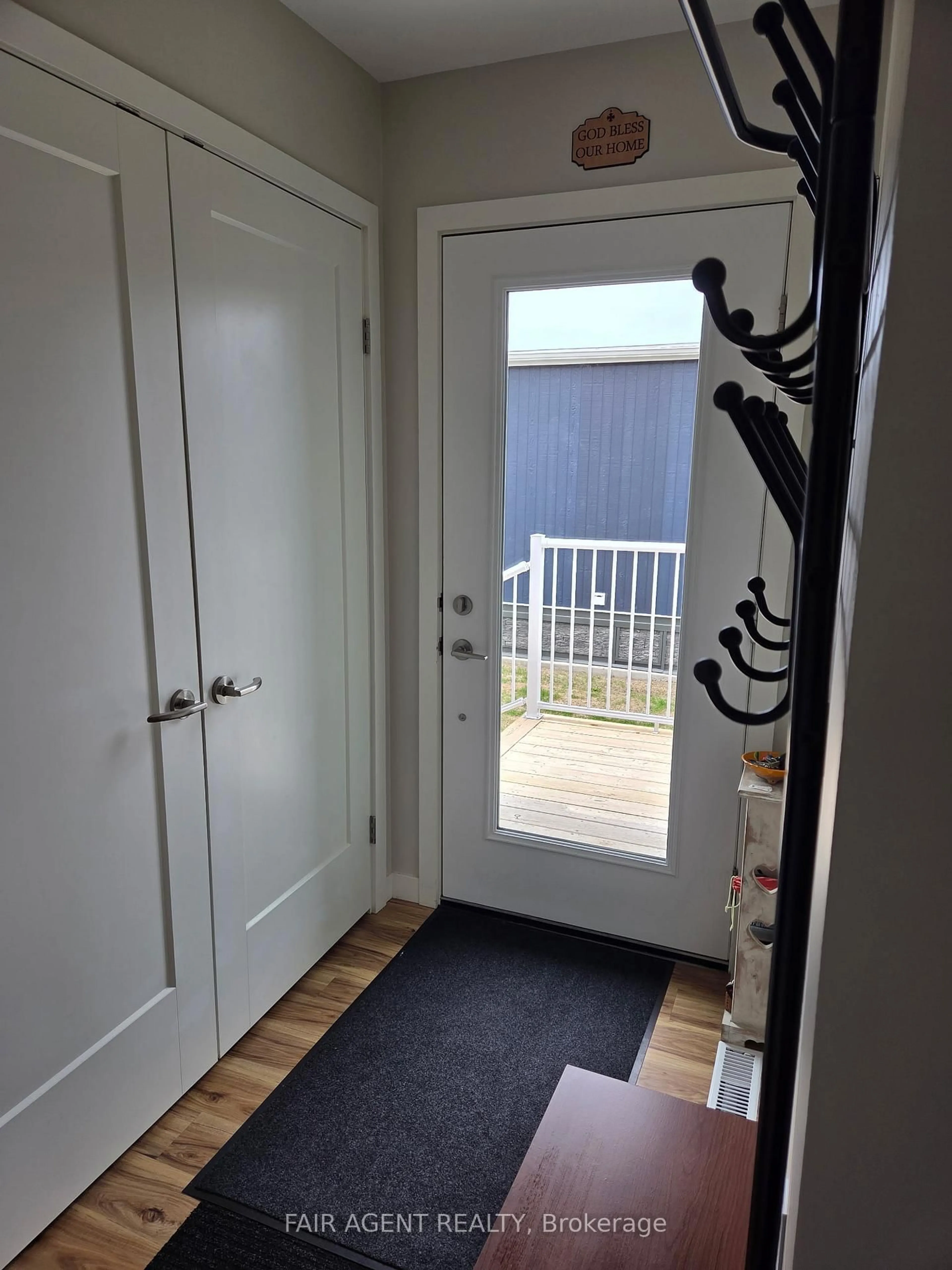 Indoor entryway for 5007 ON-21 Highway #1411, Saugeen Shores Ontario N0H 2C5