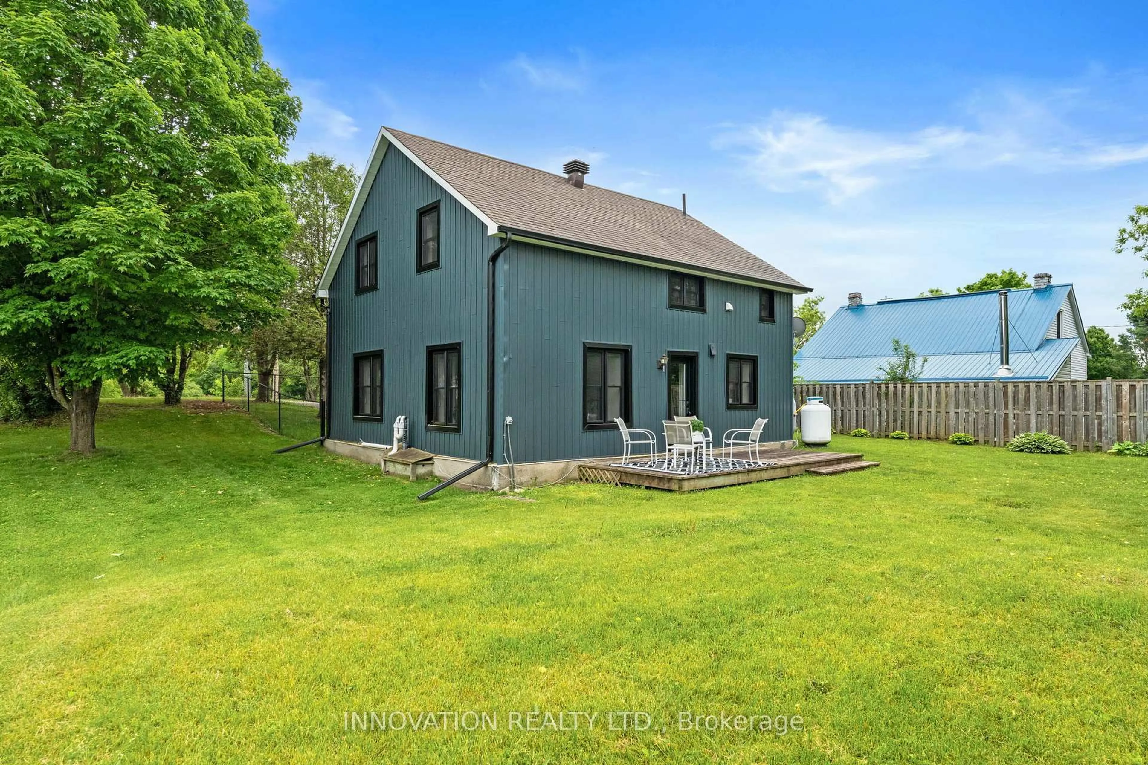 A pic from outside/outdoor area/front of a property/back of a property/a pic from drone, water/lake/river/ocean view for 137 Hillier St, Lanark Ontario K0G 1K0