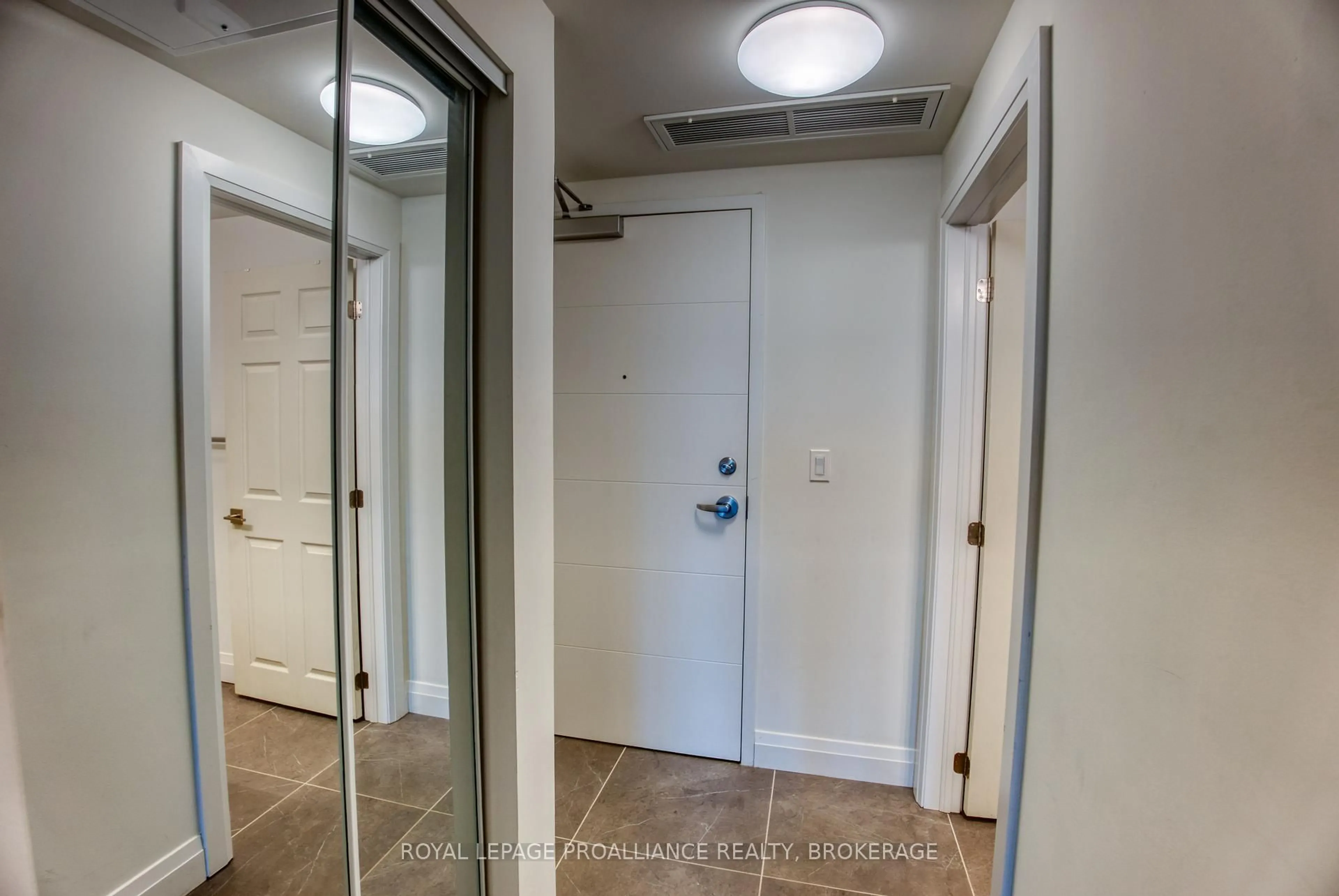 Unknown for 652 Princess St #1015, Kingston Ontario K7L 1E5