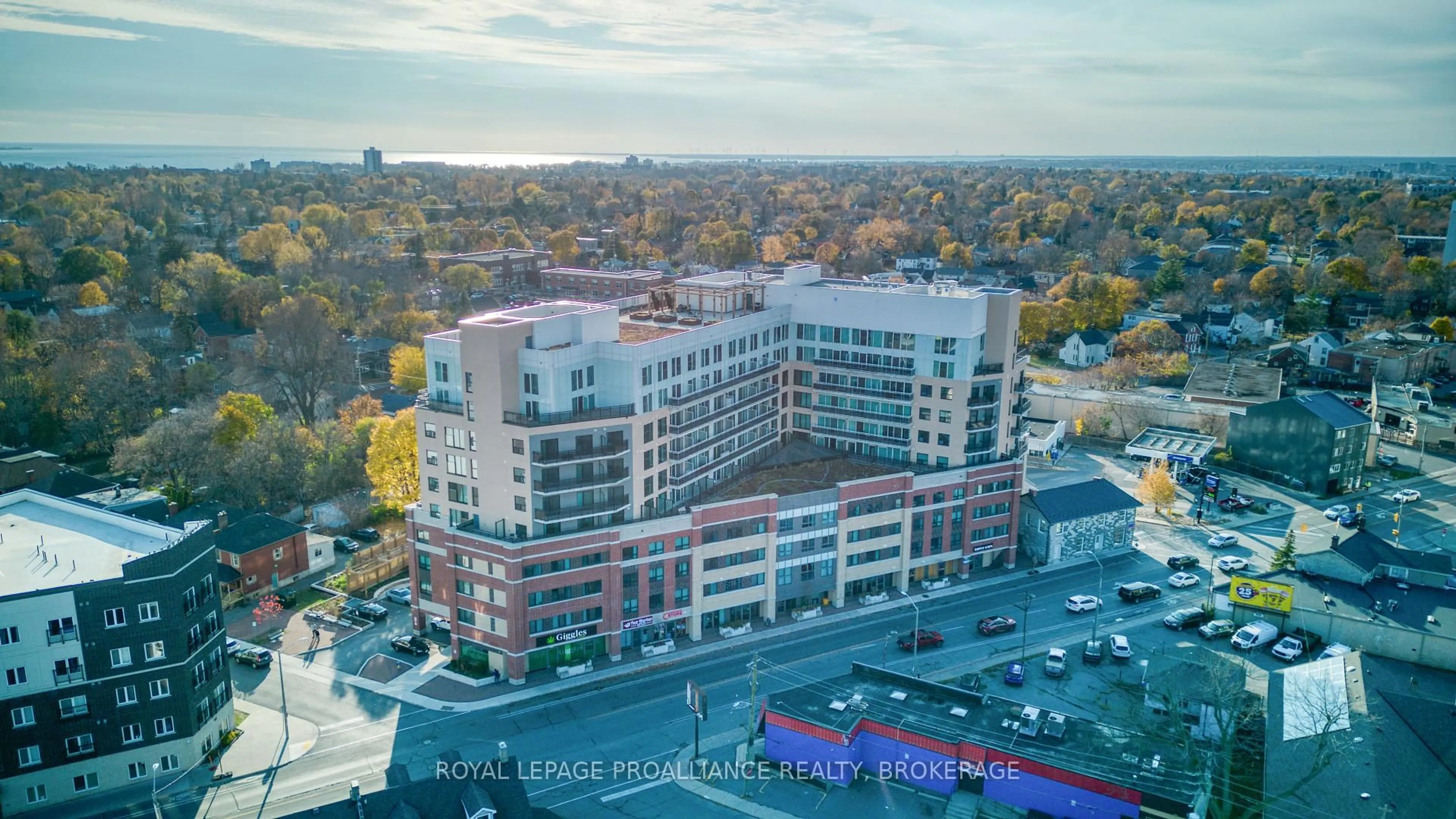 A pic from outside/outdoor area/front of a property/back of a property/a pic from drone, building for 652 Princess St #1015, Kingston Ontario K7L 1E5
