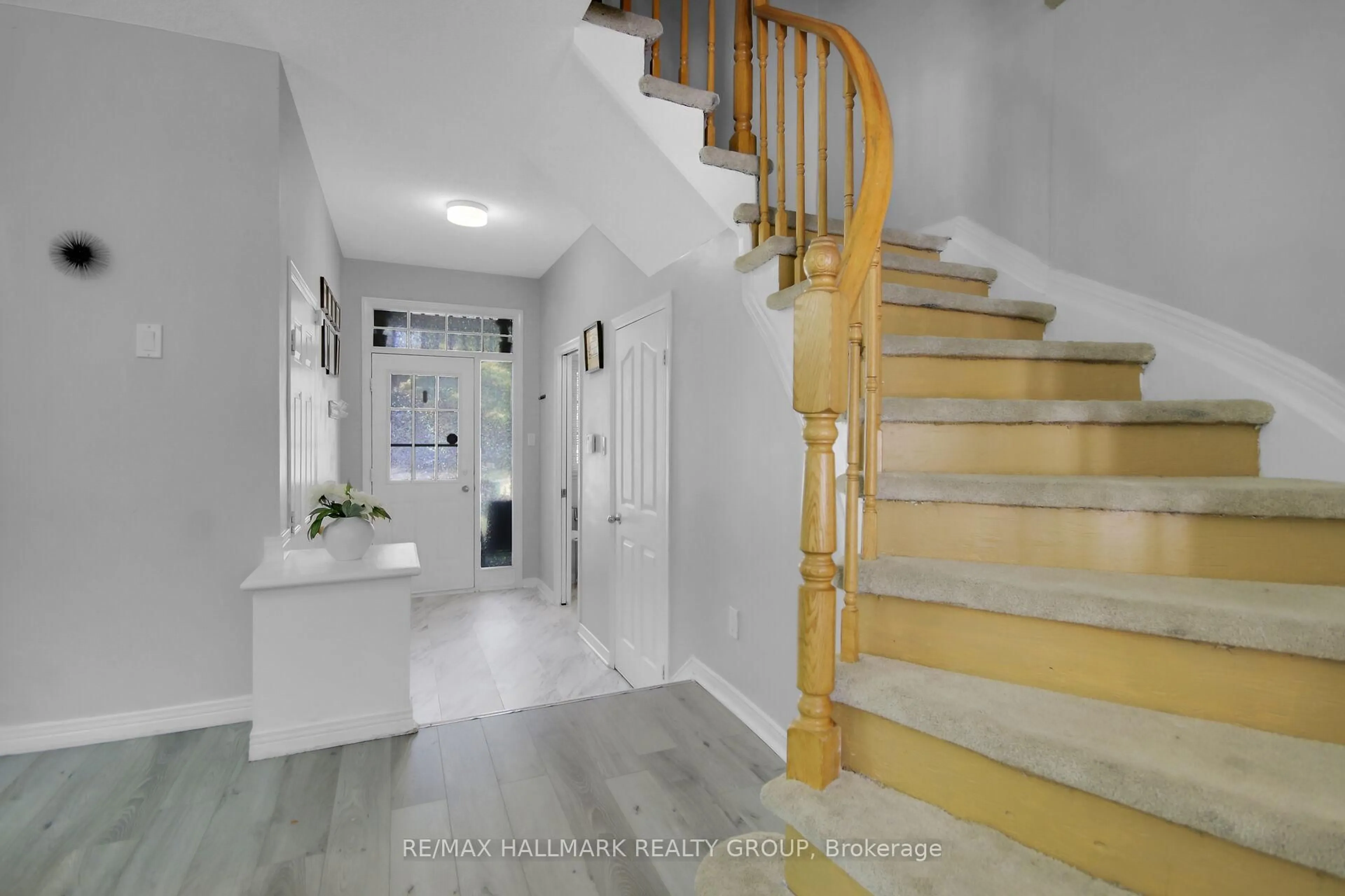 Unknown for 4320 Owl Valley Dr, Ottawa Ontario K1V 1L8