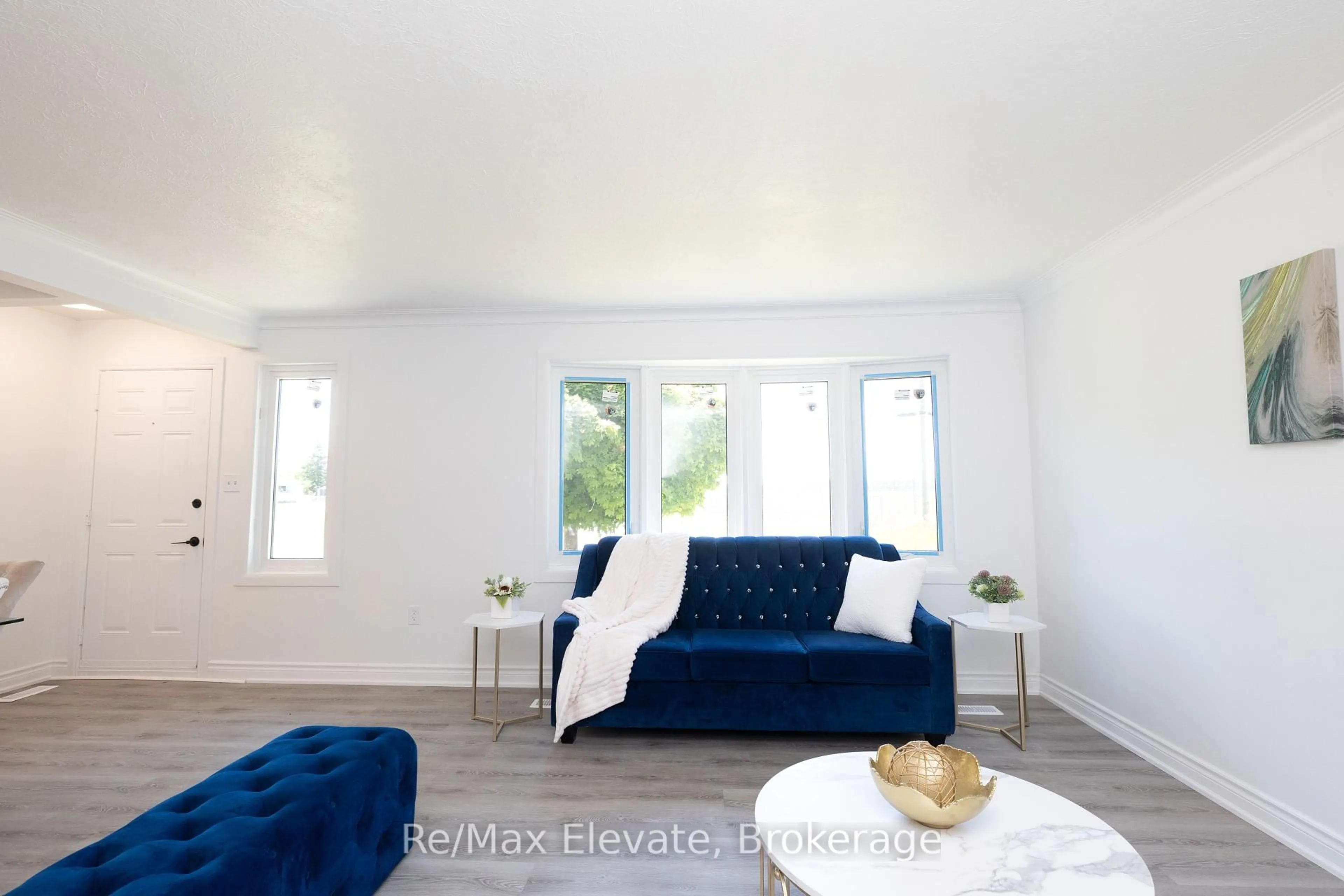 Living room with furniture, unknown for 106 Whites Rd, Quinte West Ontario K8V 5P5