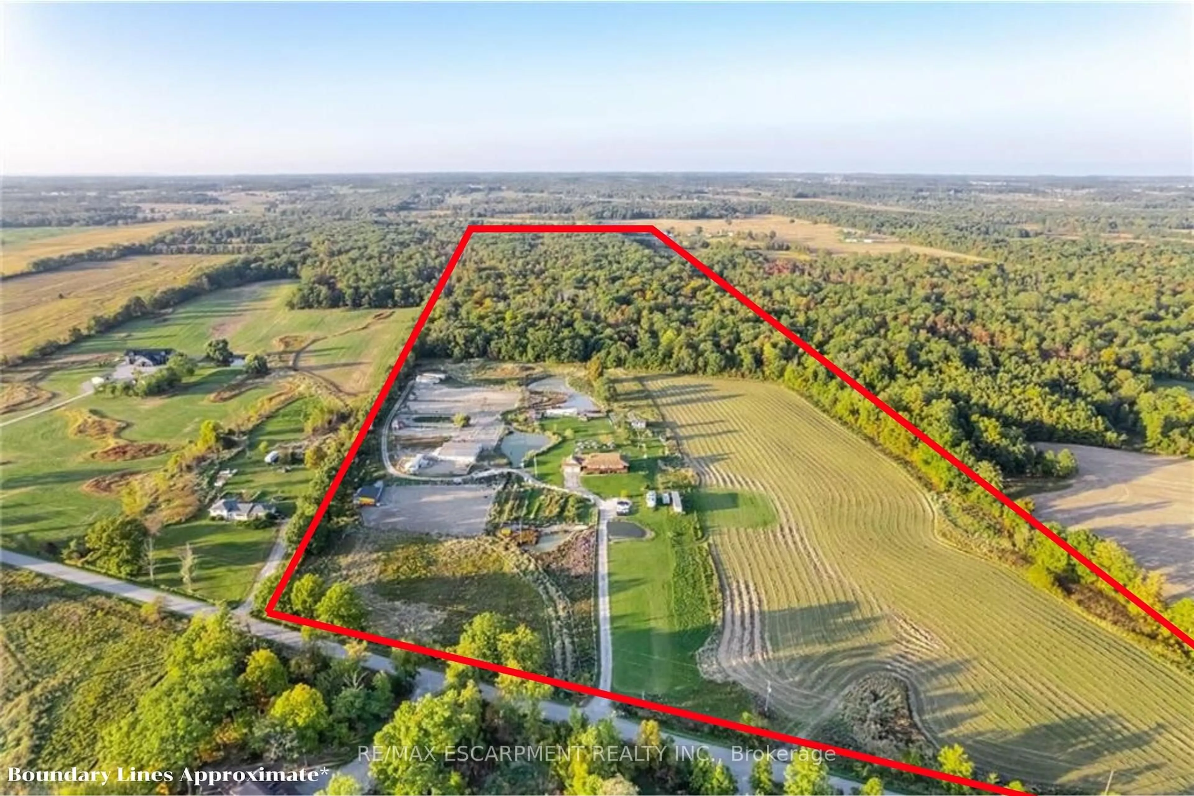 A pic from outside/outdoor area/front of a property/back of a property/a pic from drone, unknown for 8299 CONCESSION 2 Rd, West Lincoln Ontario L0R 1E0