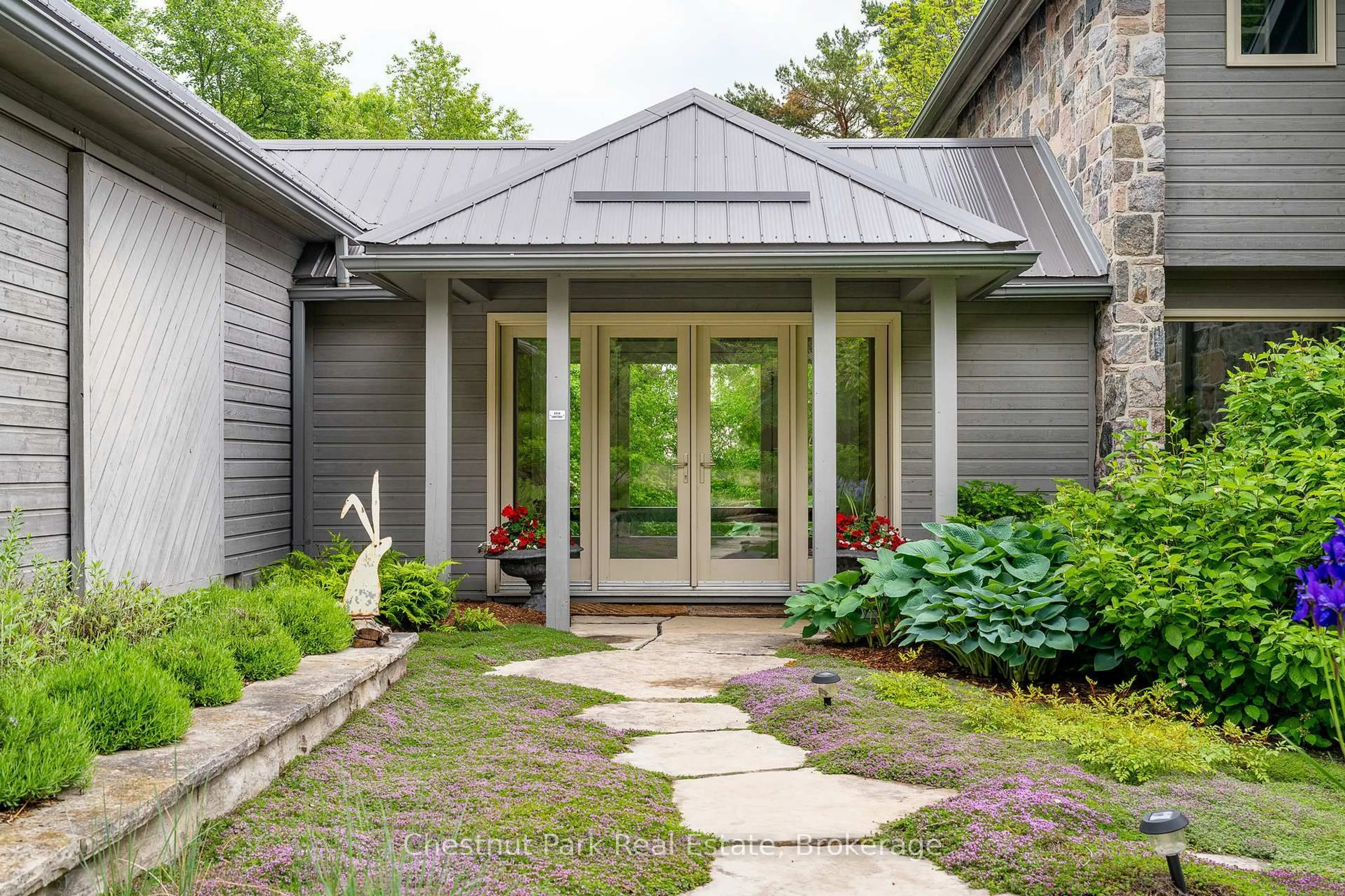 Indoor entryway for 798251 3rd Line, Mulmur Ontario L9V 0H7