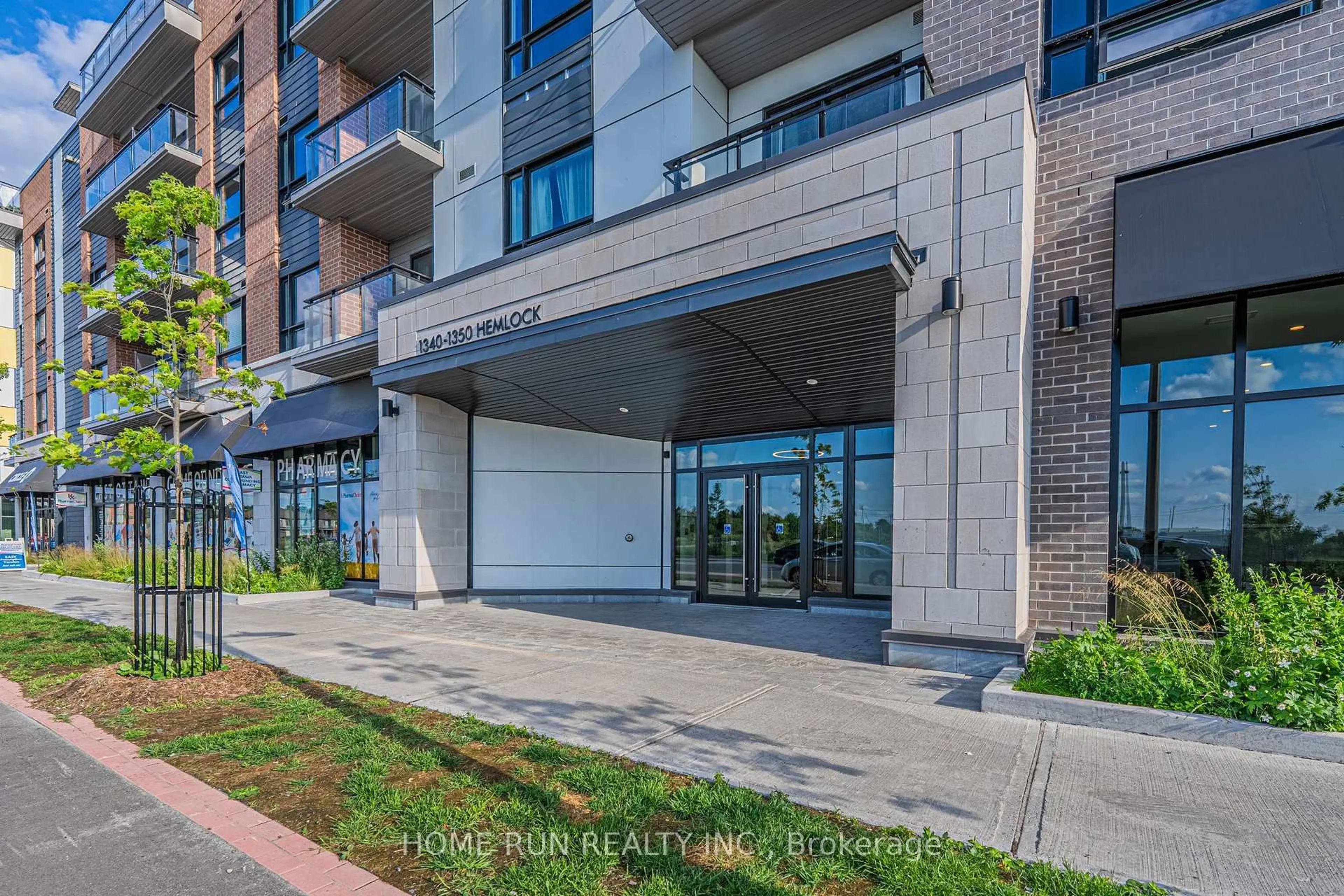 Unknown for 1350 Hemlock St #Unit #513, Ottawa Ontario K1K 5C2