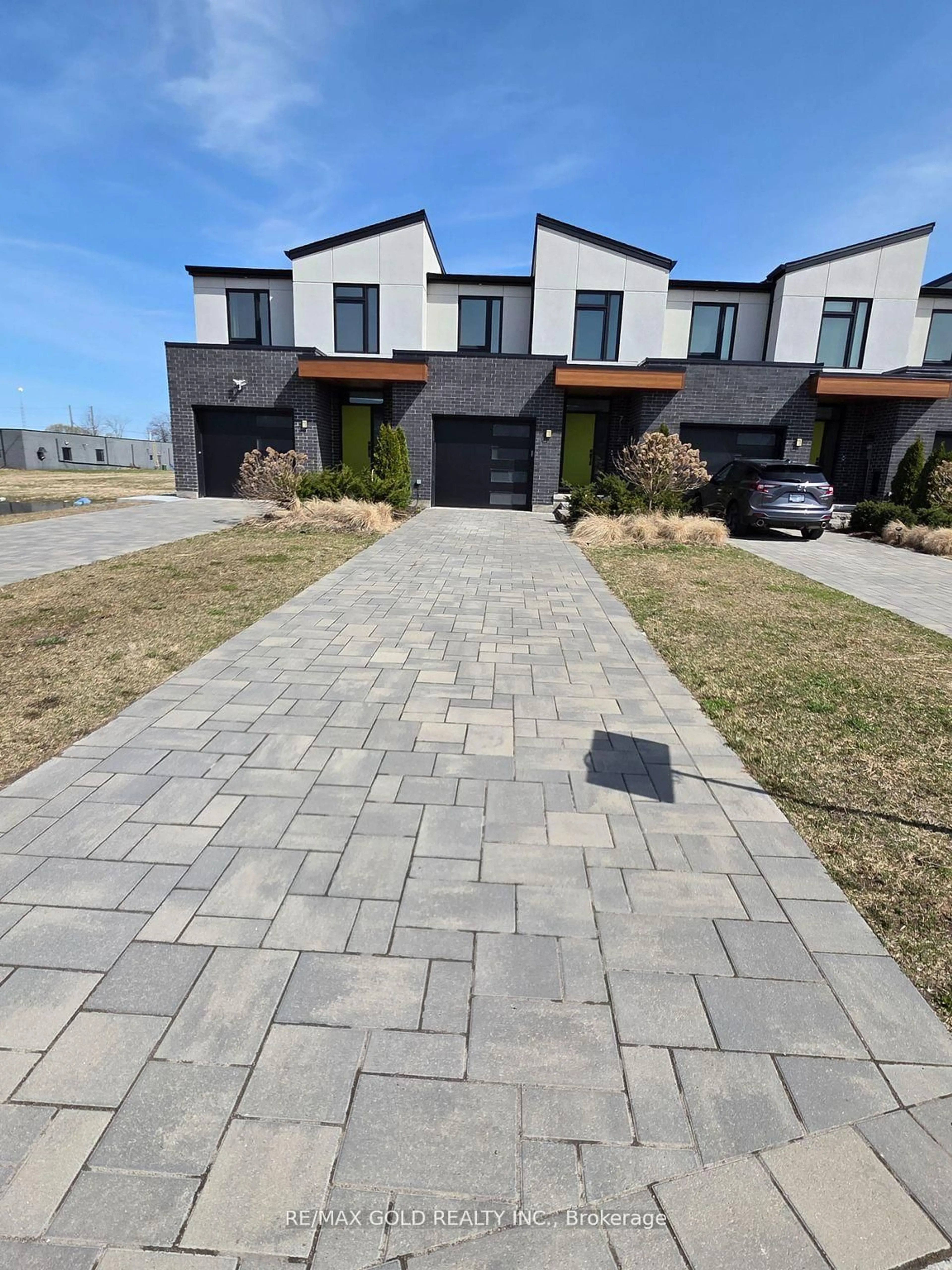 Home with brick exterior material, street for 7154 Parsa St, Niagara Falls Ontario L2H 3T1