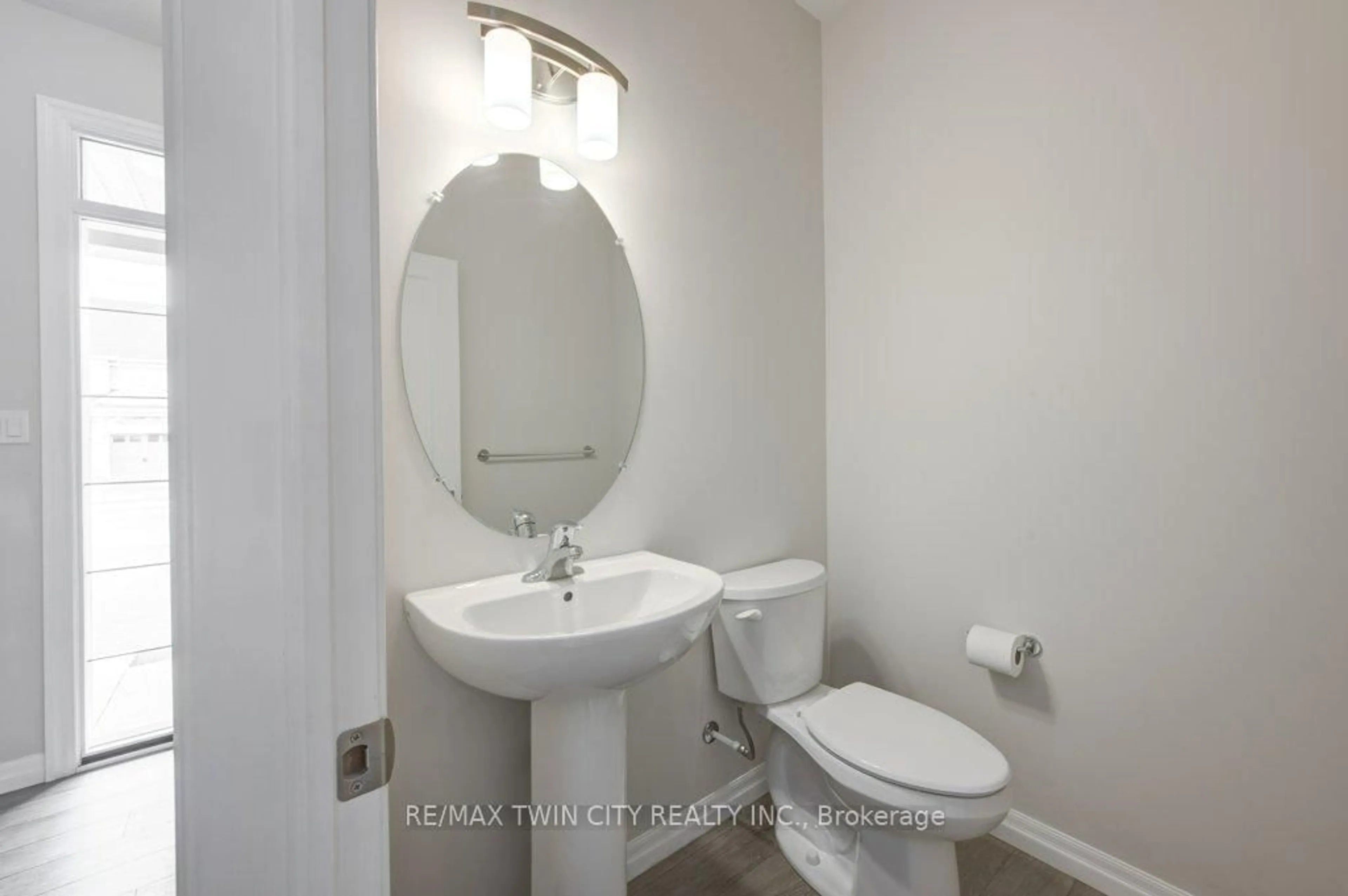 Standard bathroom, unknown for 84 Keba Cres, Tillsonburg Ontario N4G 0K7