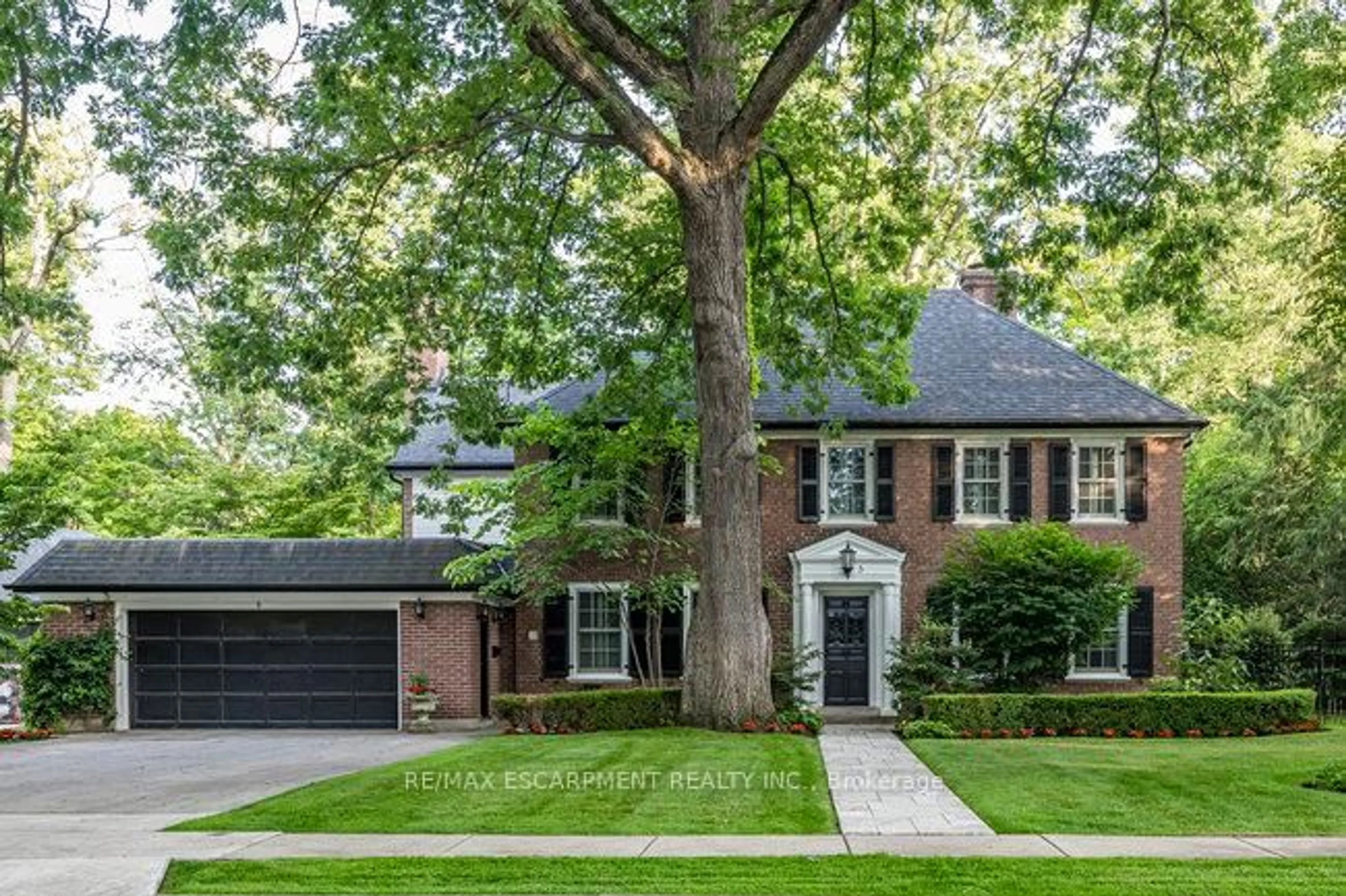 Home with brick exterior material, street for 5 Mayfair Pl, Hamilton Ontario L8S 4E9