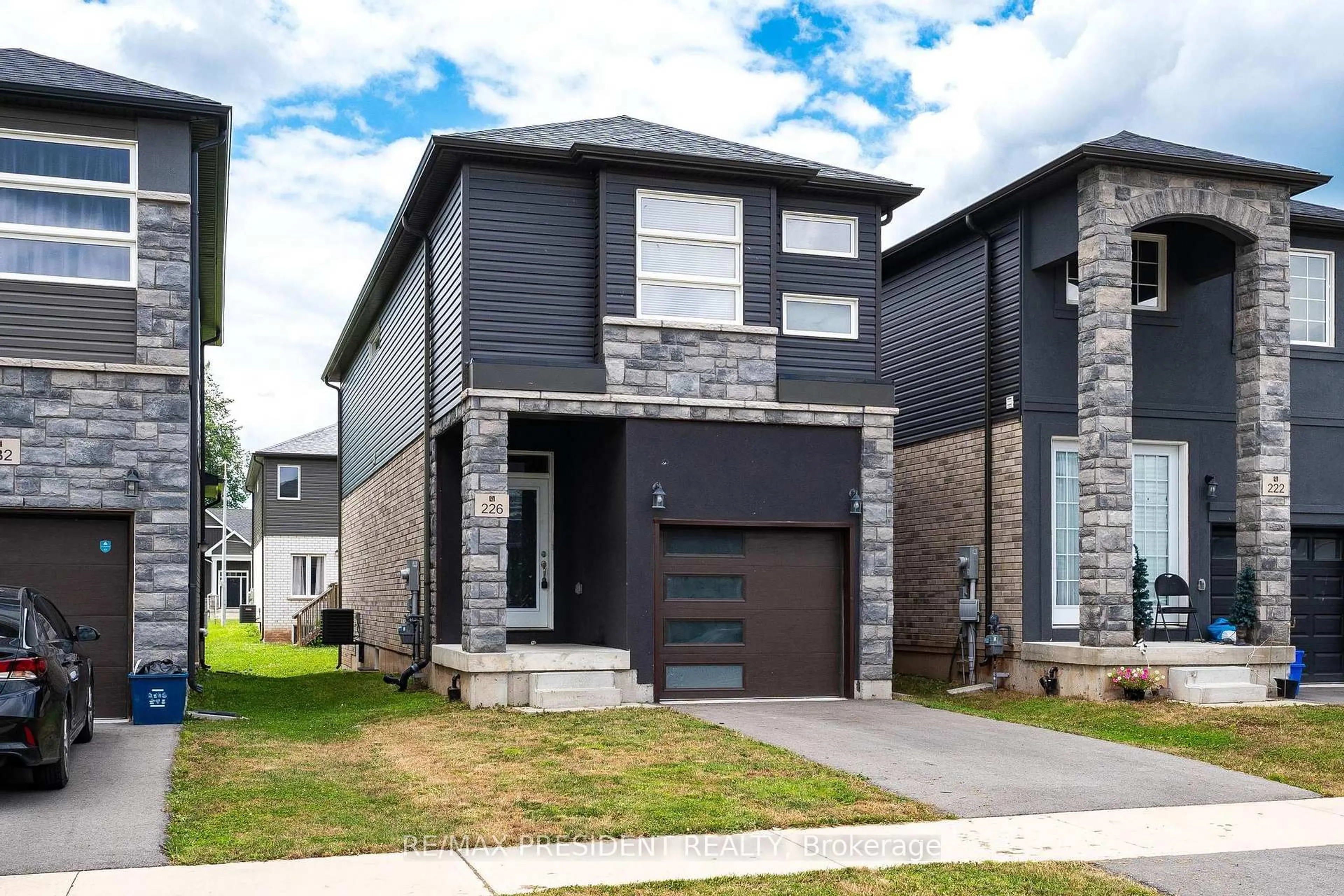 Home with brick exterior material, street for 226 Louise St, Welland Ontario L3B 0H8