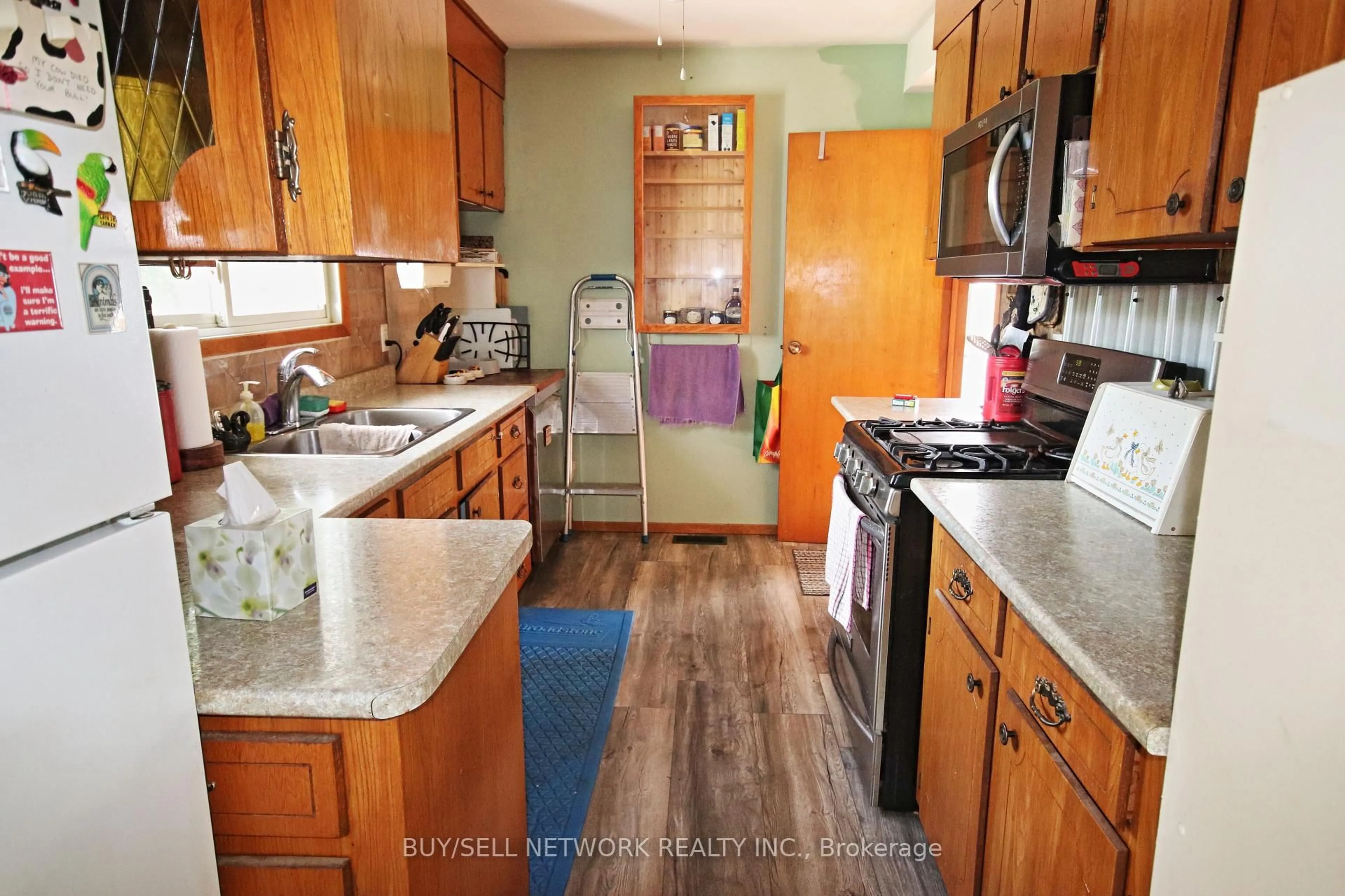 Standard kitchen, unknown for 9 Hemlock St, Highlands East Ontario K0L 1M0