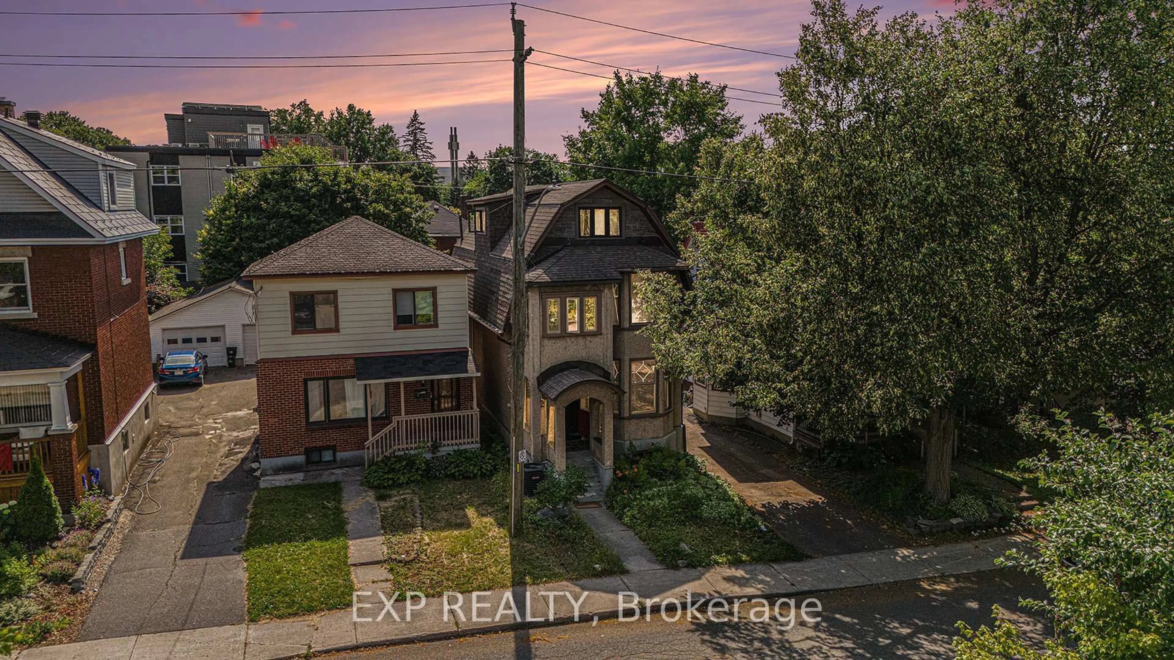 A pic from outside/outdoor area/front of a property/back of a property/a pic from drone, street for 210 Blackburn Ave, Ottawa Ontario K1N 8A8