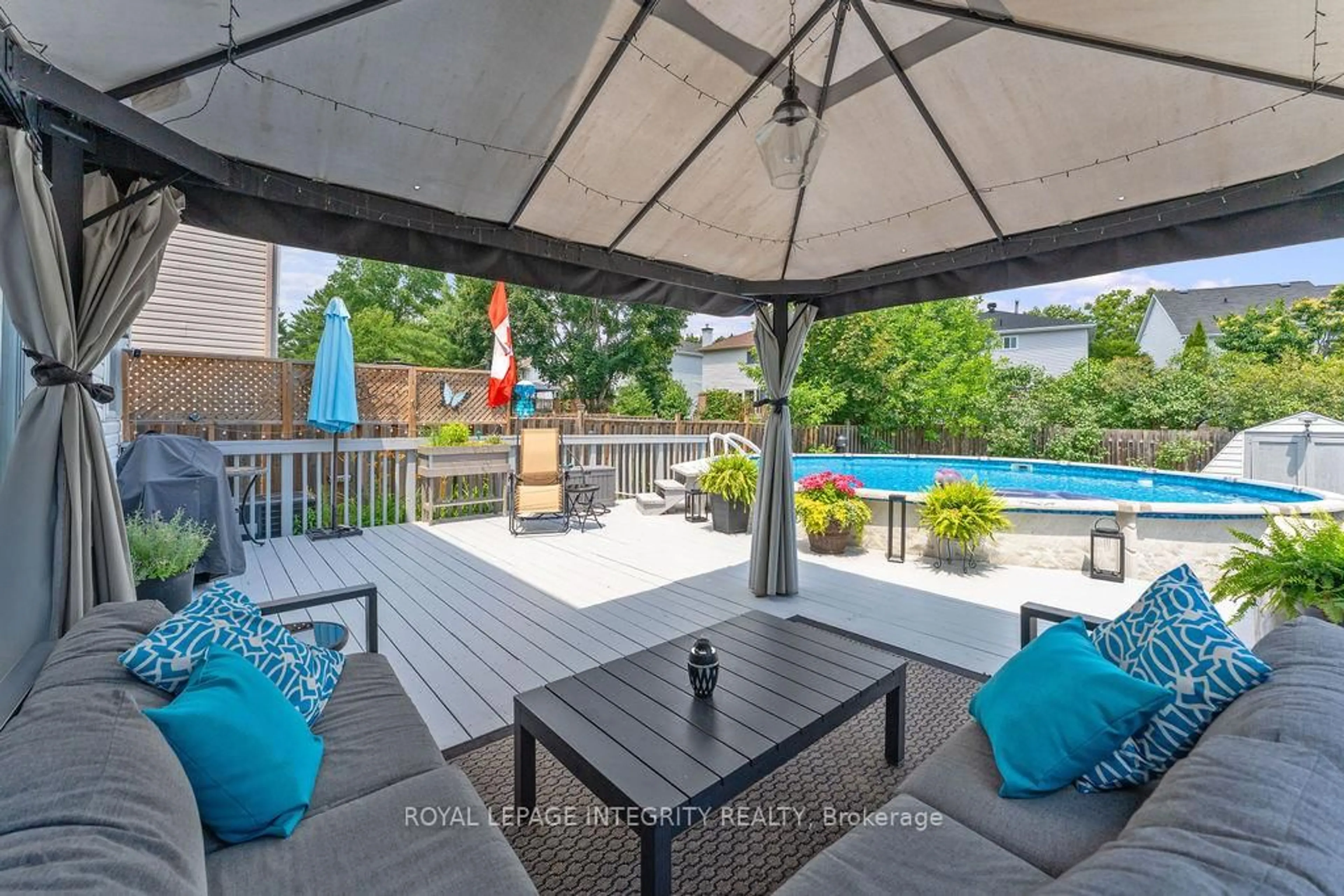 Patio, water/lake/river/ocean view for 41 Beacon Way, Ottawa Ontario K2K 2R3