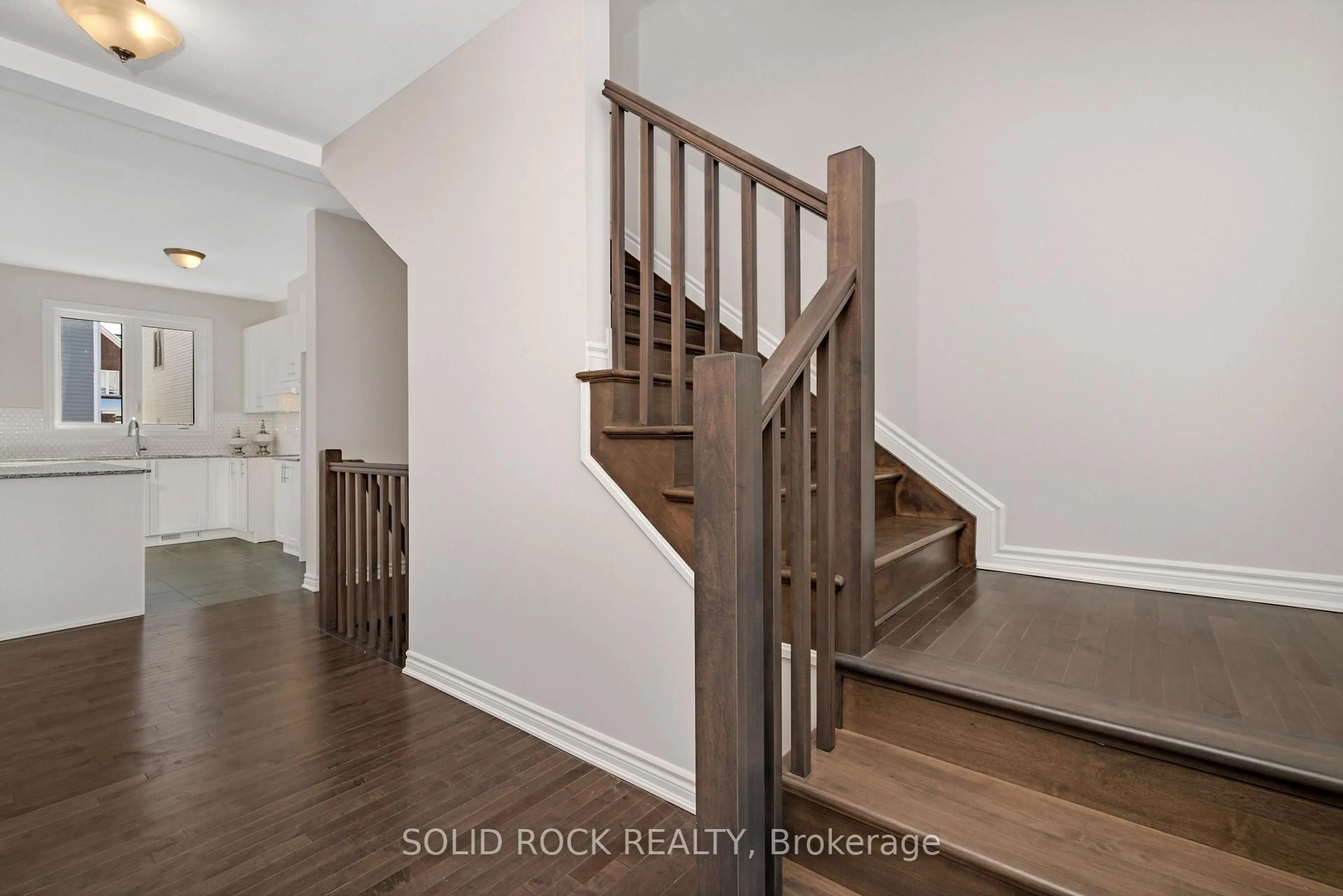 Stairs for 930 Lesage Way, Ottawa Ontario K1W 0N3