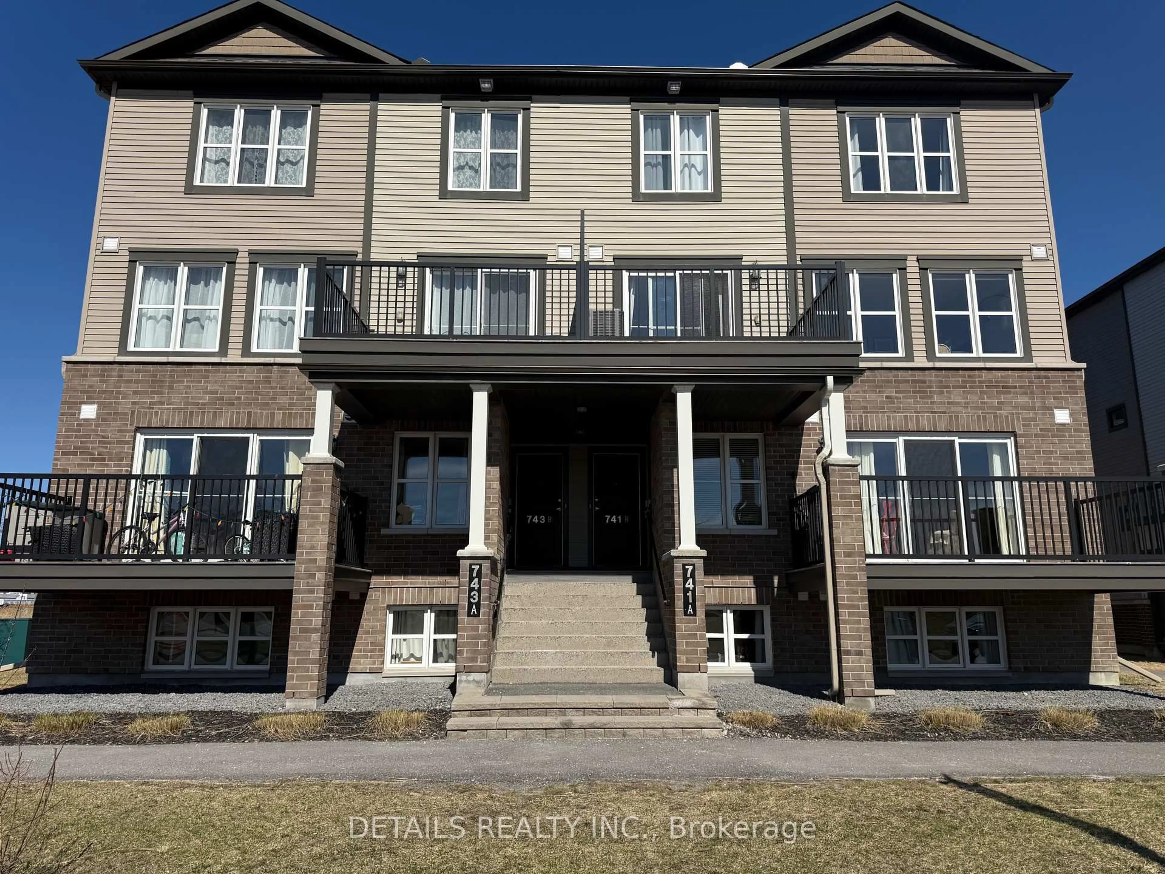 Unknown for 743 Magnolia St #B, Ottawa Ontario K4A 3W4