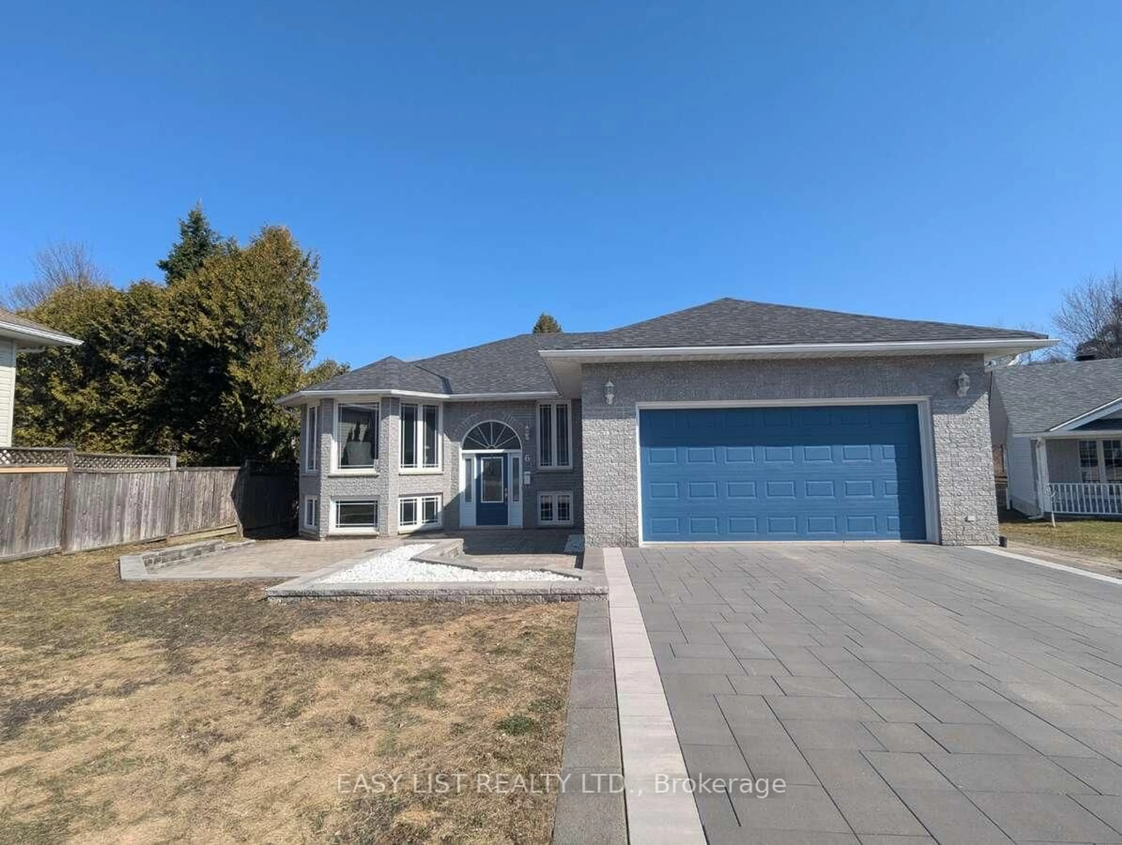 Unknown for 6 Gagnon Crt, North Bay Ontario P1B 9V3