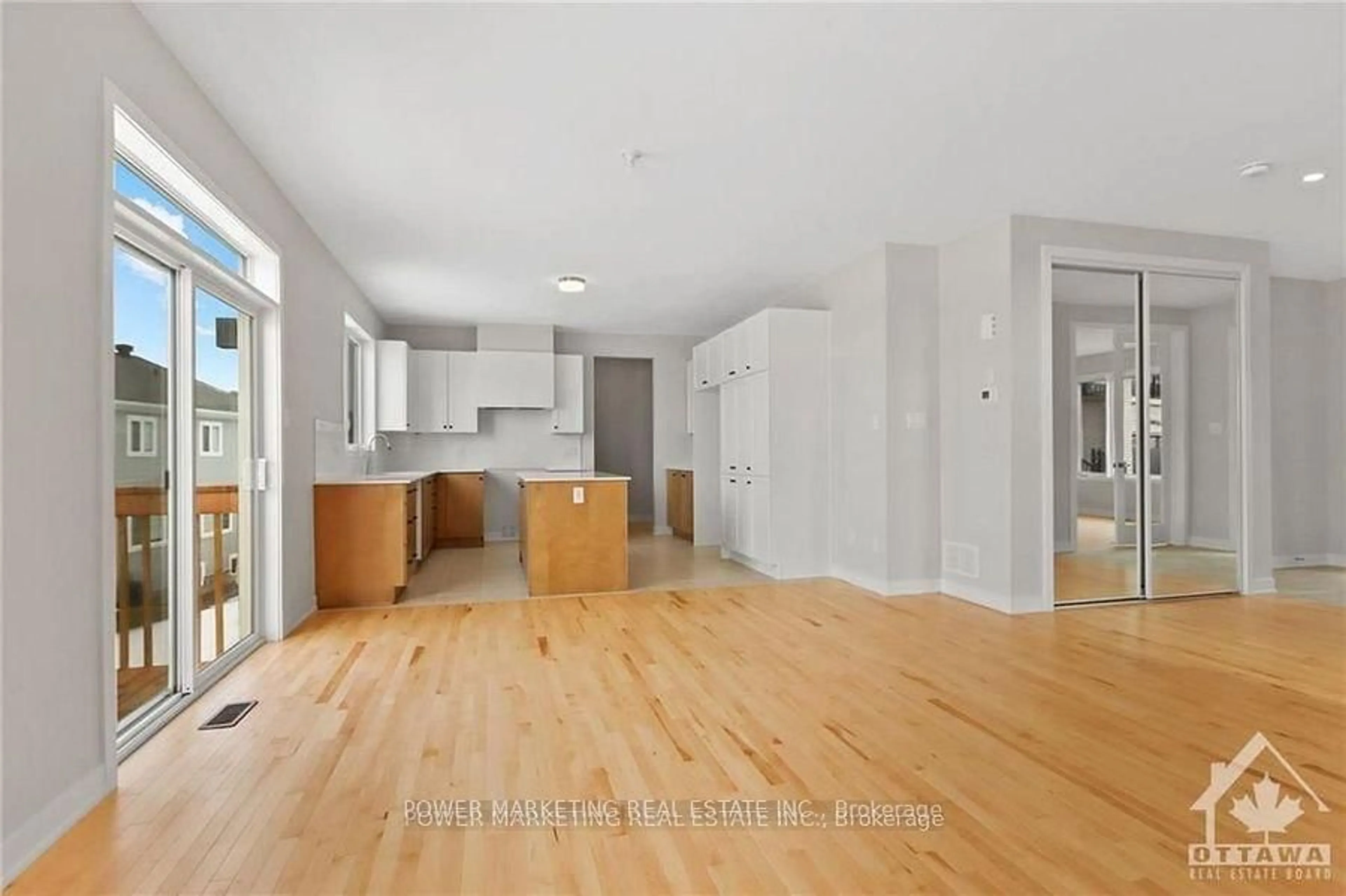 Open concept kitchen, wood/laminate floor for 288 APPALACHIAN Circ, Ottawa Ontario K2J 6X2