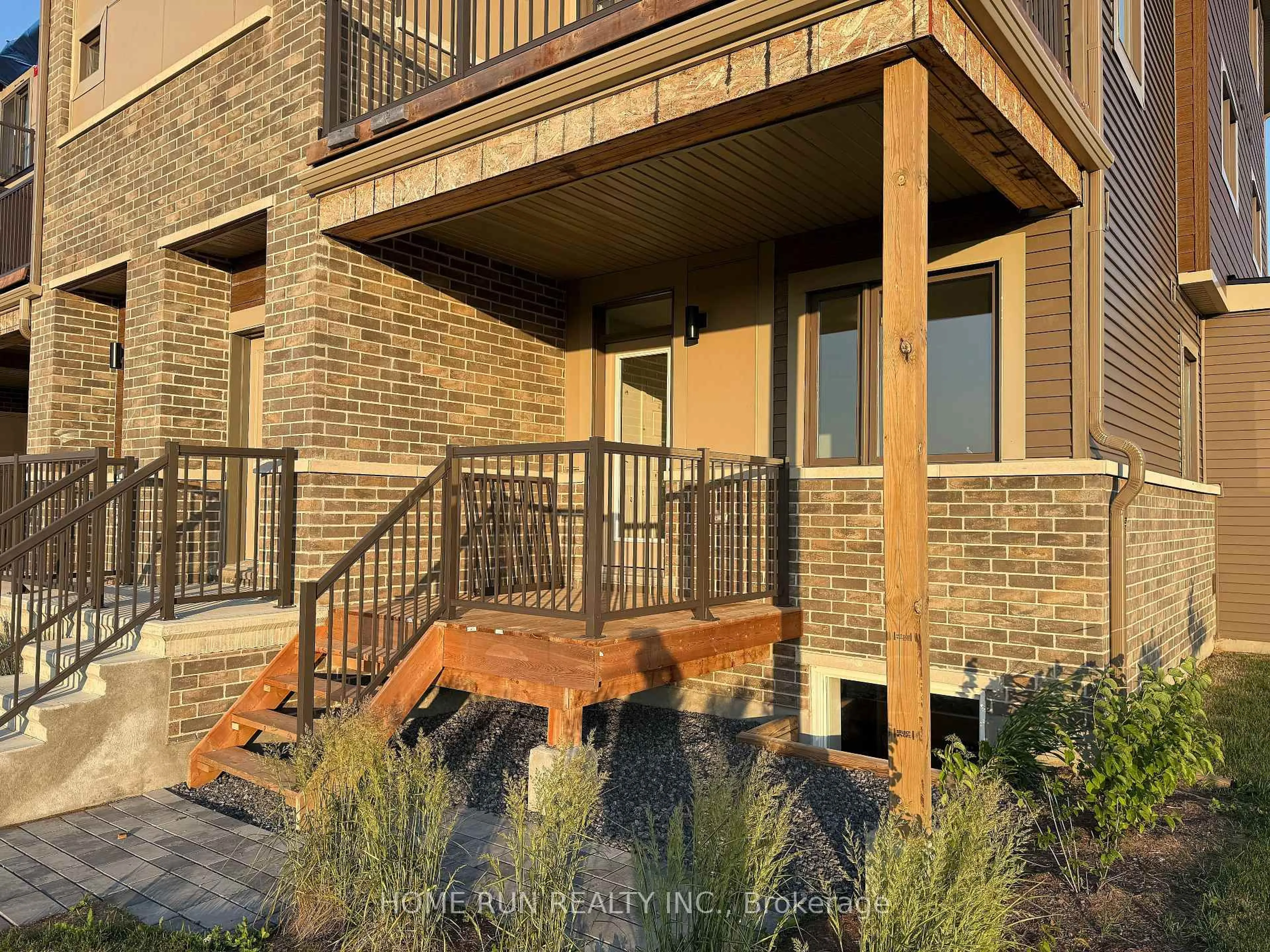 Home with brick exterior material, unknown for 365 OLIVENITE Private, Ottawa Ontario K2J 7J4