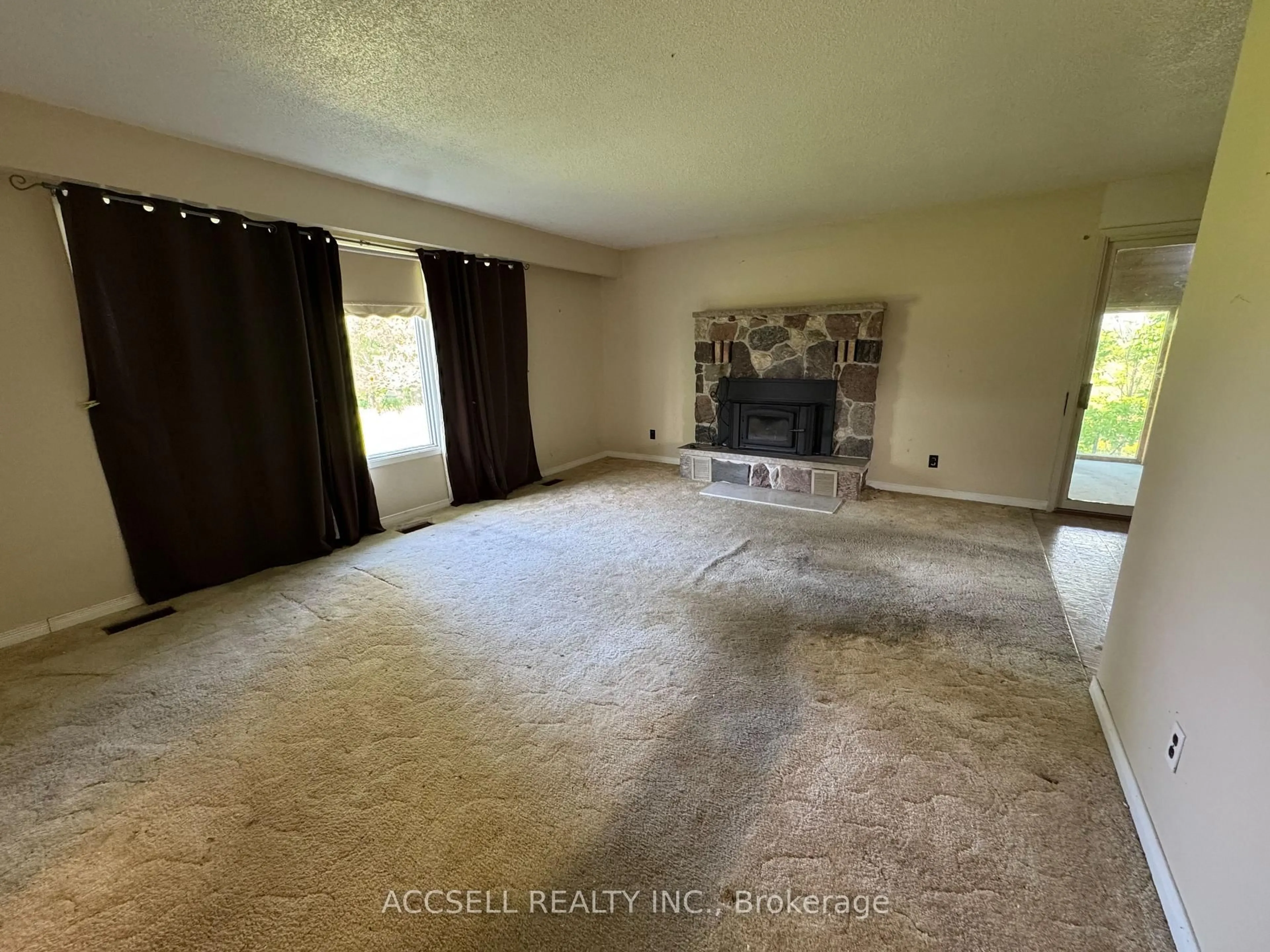 A pic of a room for 794462 East Back Line, Grey Highlands Ontario N0C 1E0