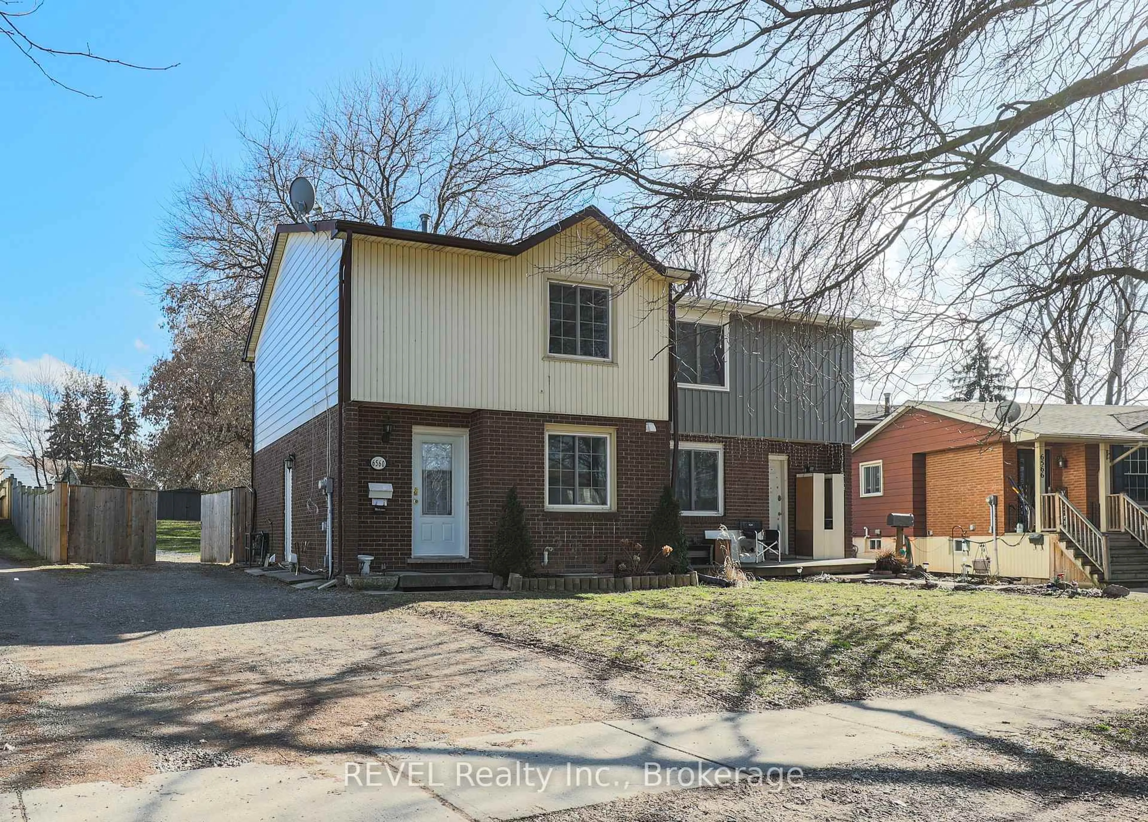 Home with brick exterior material, street for 6560 Harmony Ave, Niagara Falls Ontario L2H 1Z4