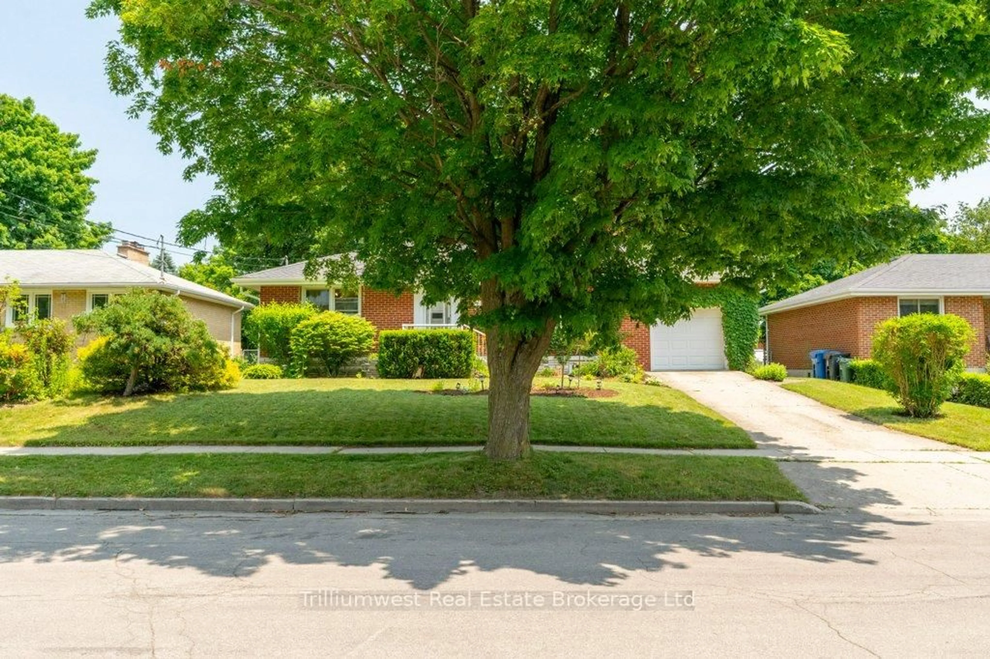 Unknown for 7 Hamel Ave, Guelph Ontario N1H 5L9