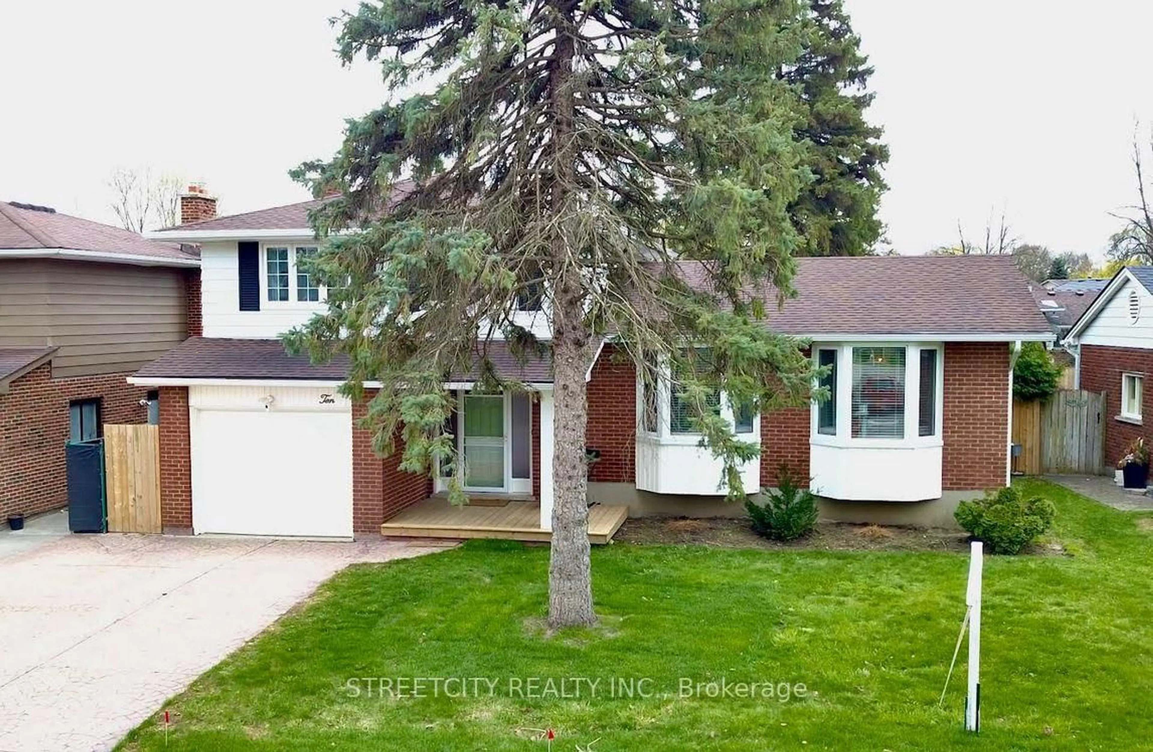 Unknown for 10 MILFORD Cres, London North Ontario N5X 1A8