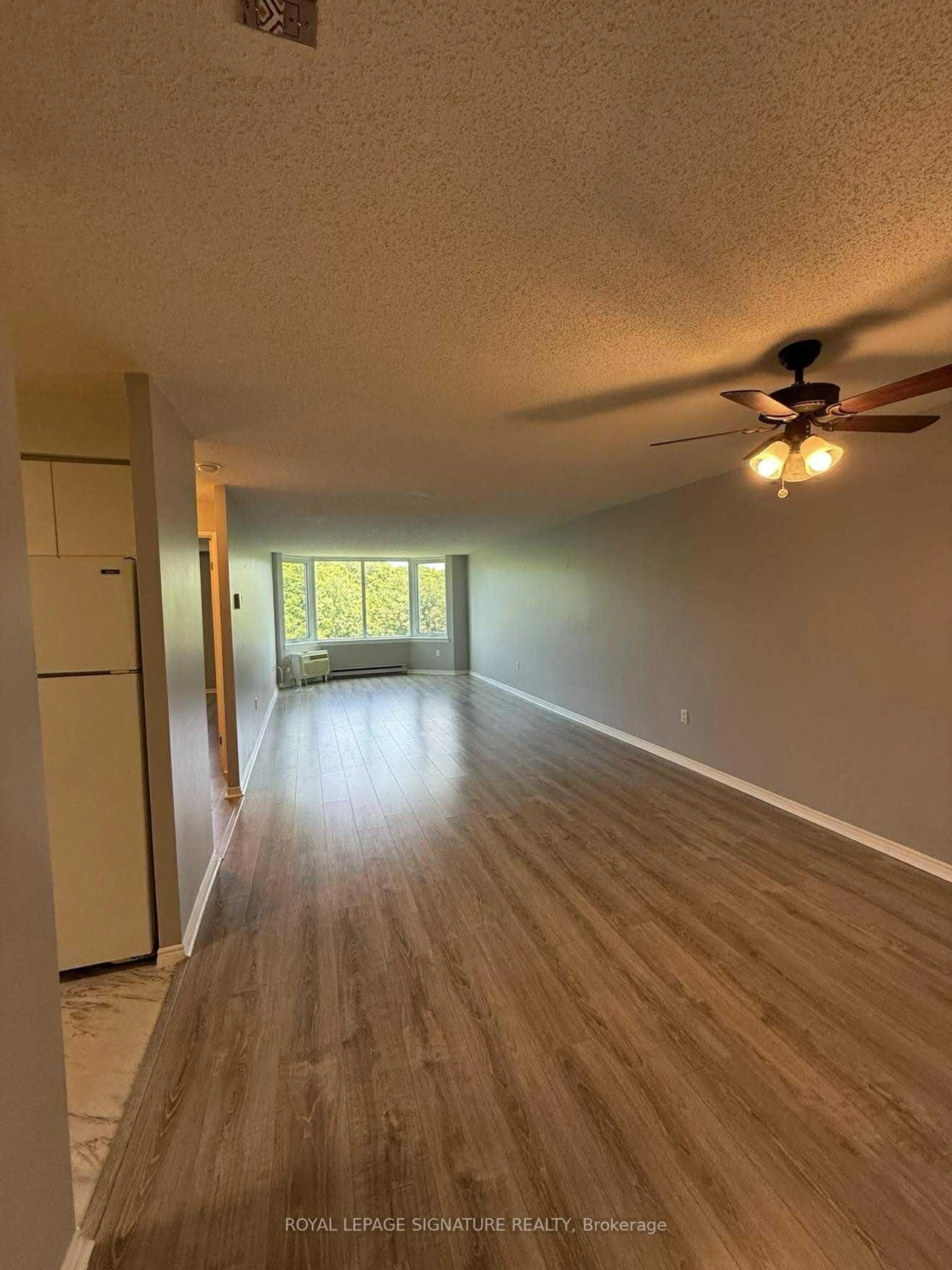 A pic of a room for 35 Green Valley Dr #1214, Kitchener Ontario N2P 2A5