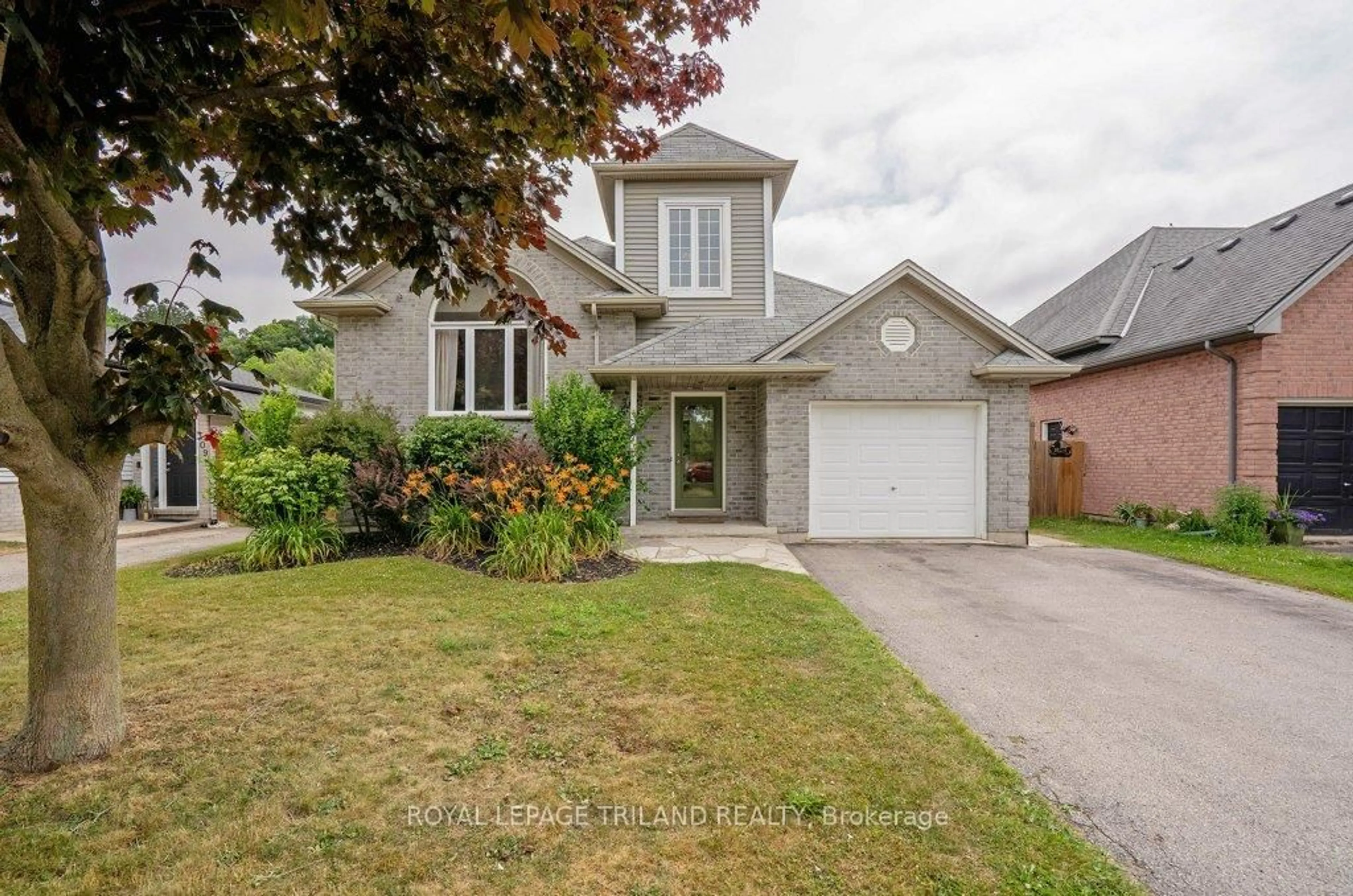 Unknown for 307 Frances St, Central Elgin Ontario N5L 1B2