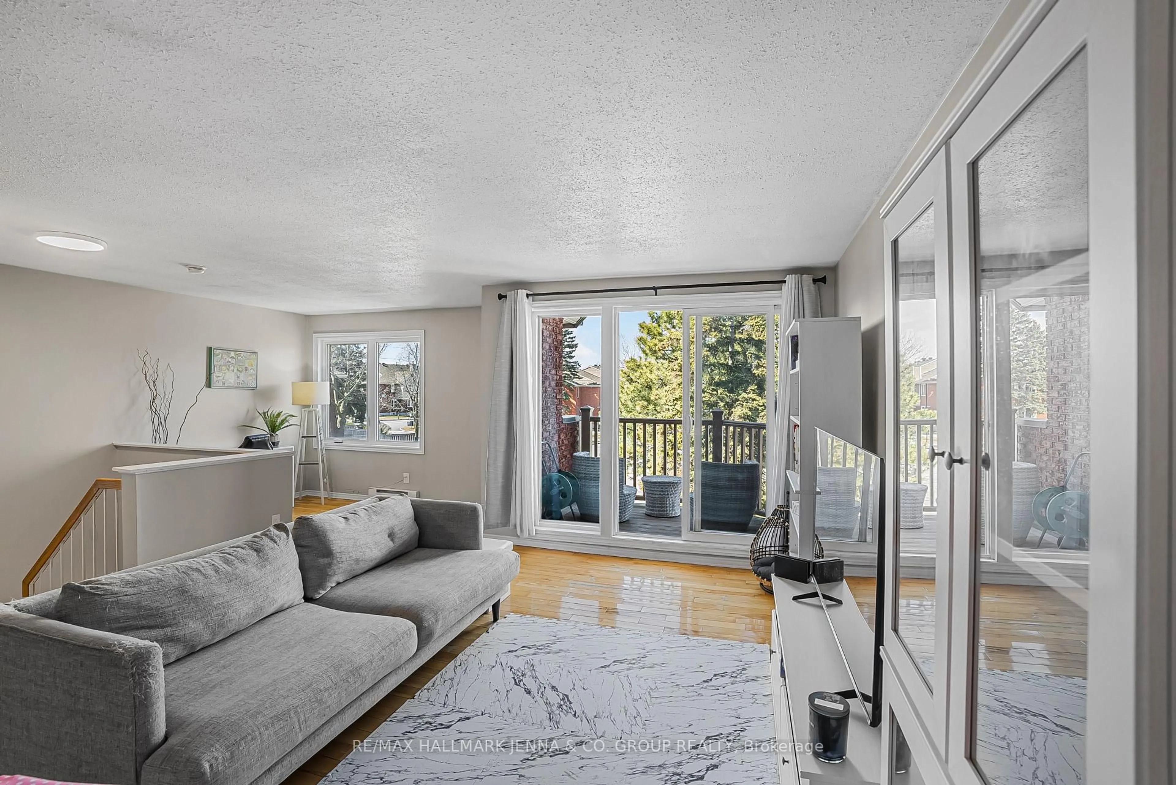 Living room with furniture, unknown for 1760 Cabaret Lane #207, Orleans Ontario K4A 2H1