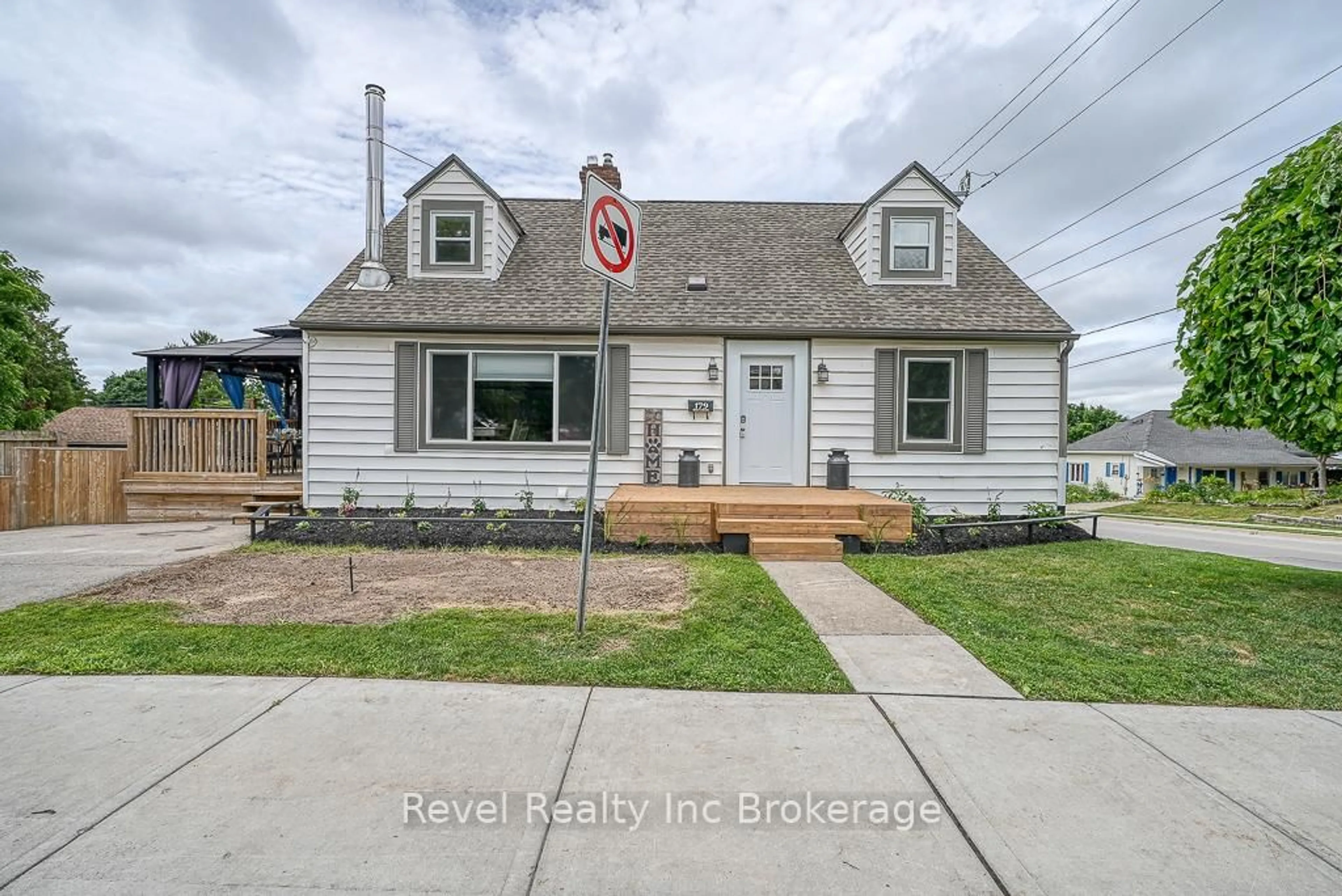 Unknown for 179 Cherry St, Ingersoll Ontario N5C 1J1