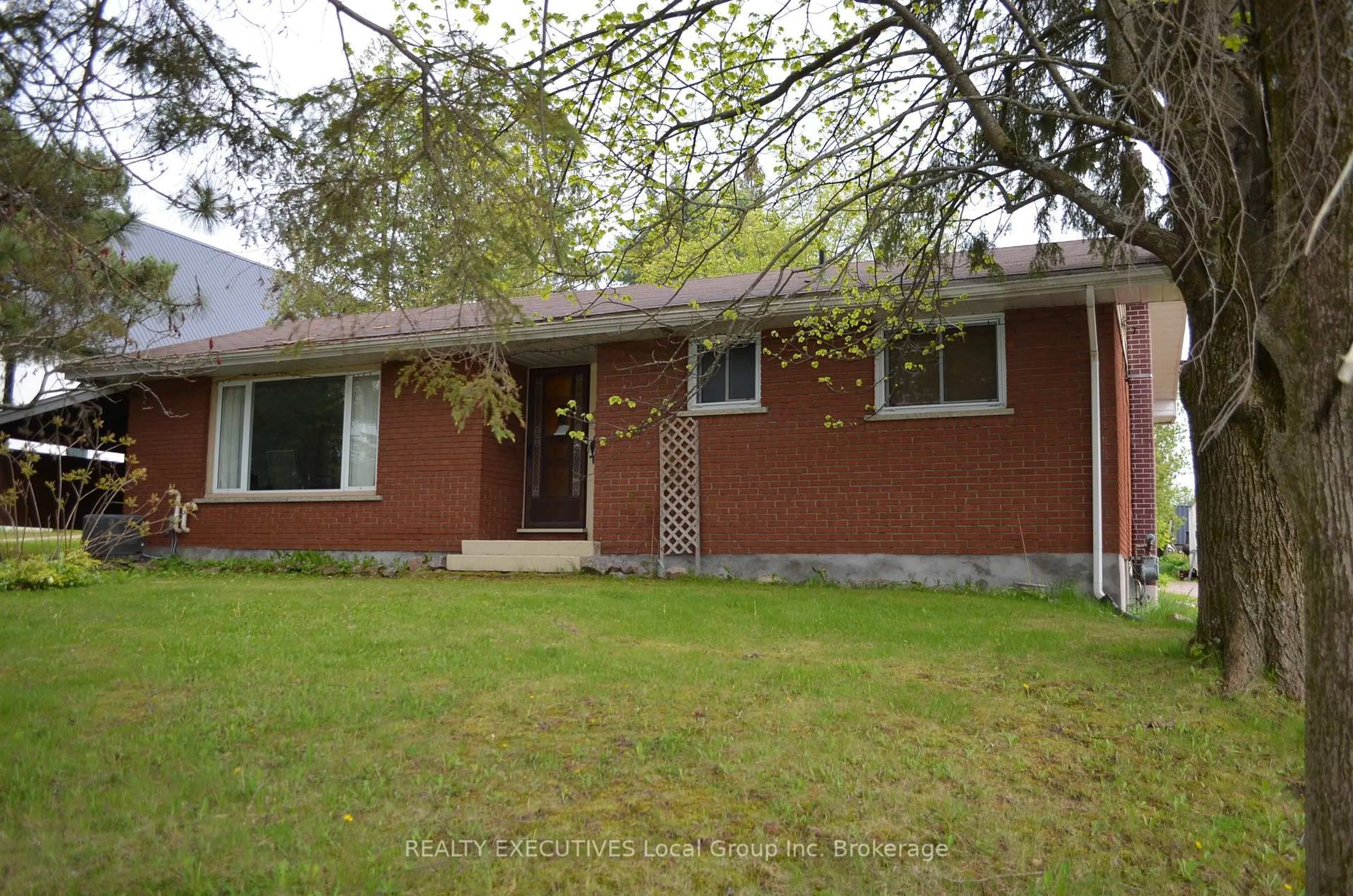 Home with brick exterior material, street for 347 Clark St, Powassan Ontario P0H 1Z0