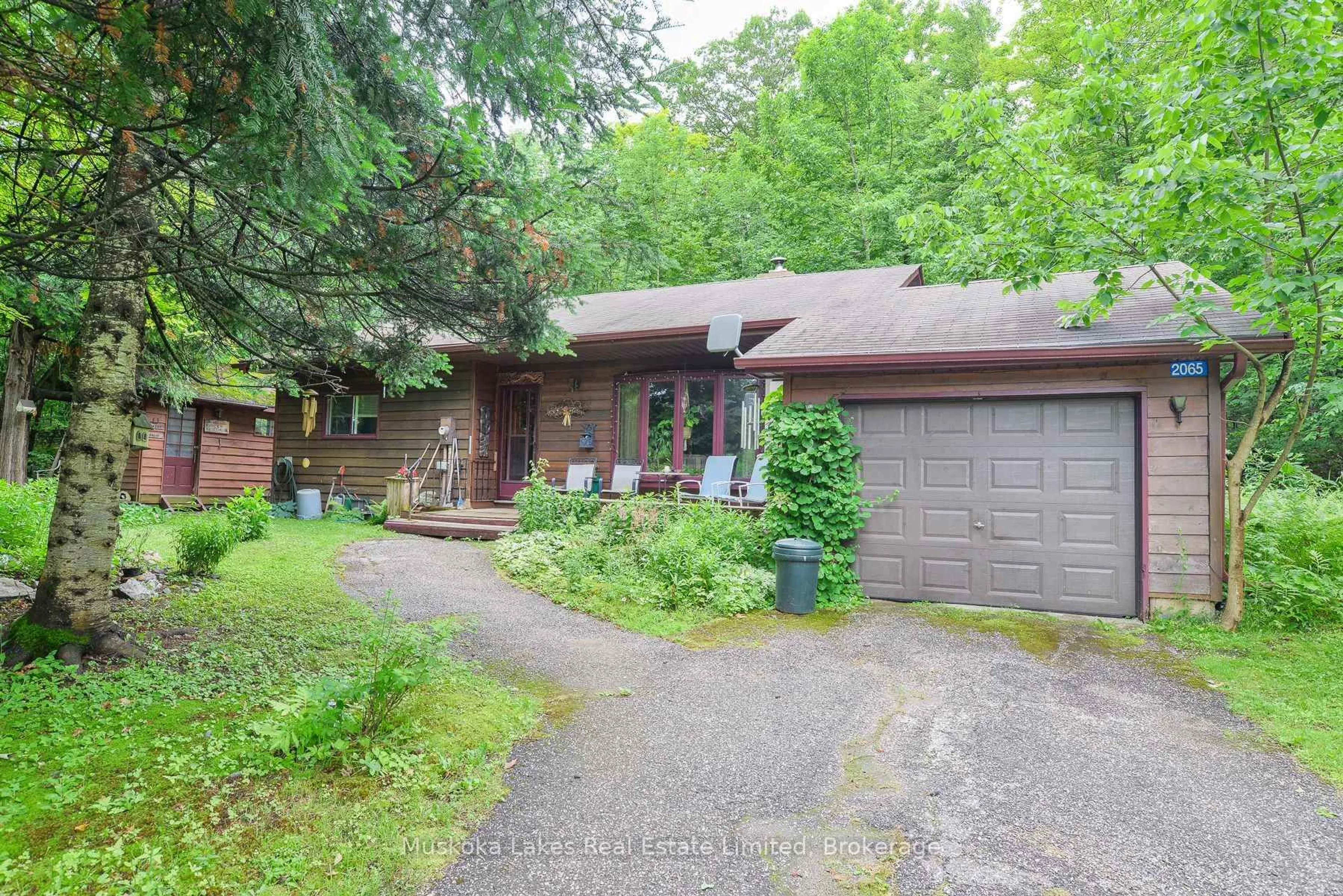 Unknown for 2065 Peninsula Rd, Muskoka Lakes Ontario P0B 1G0
