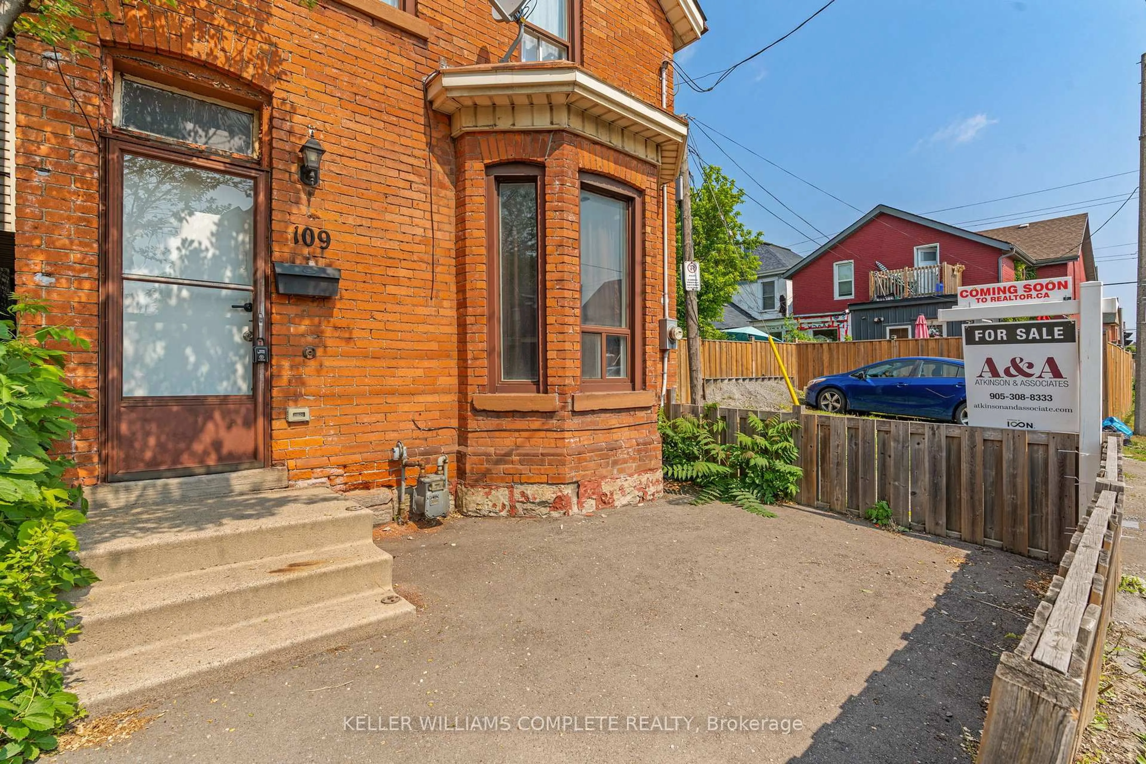 Home with brick exterior material, street for 109 Sanford Ave, Hamilton Ontario L8L 5Z1