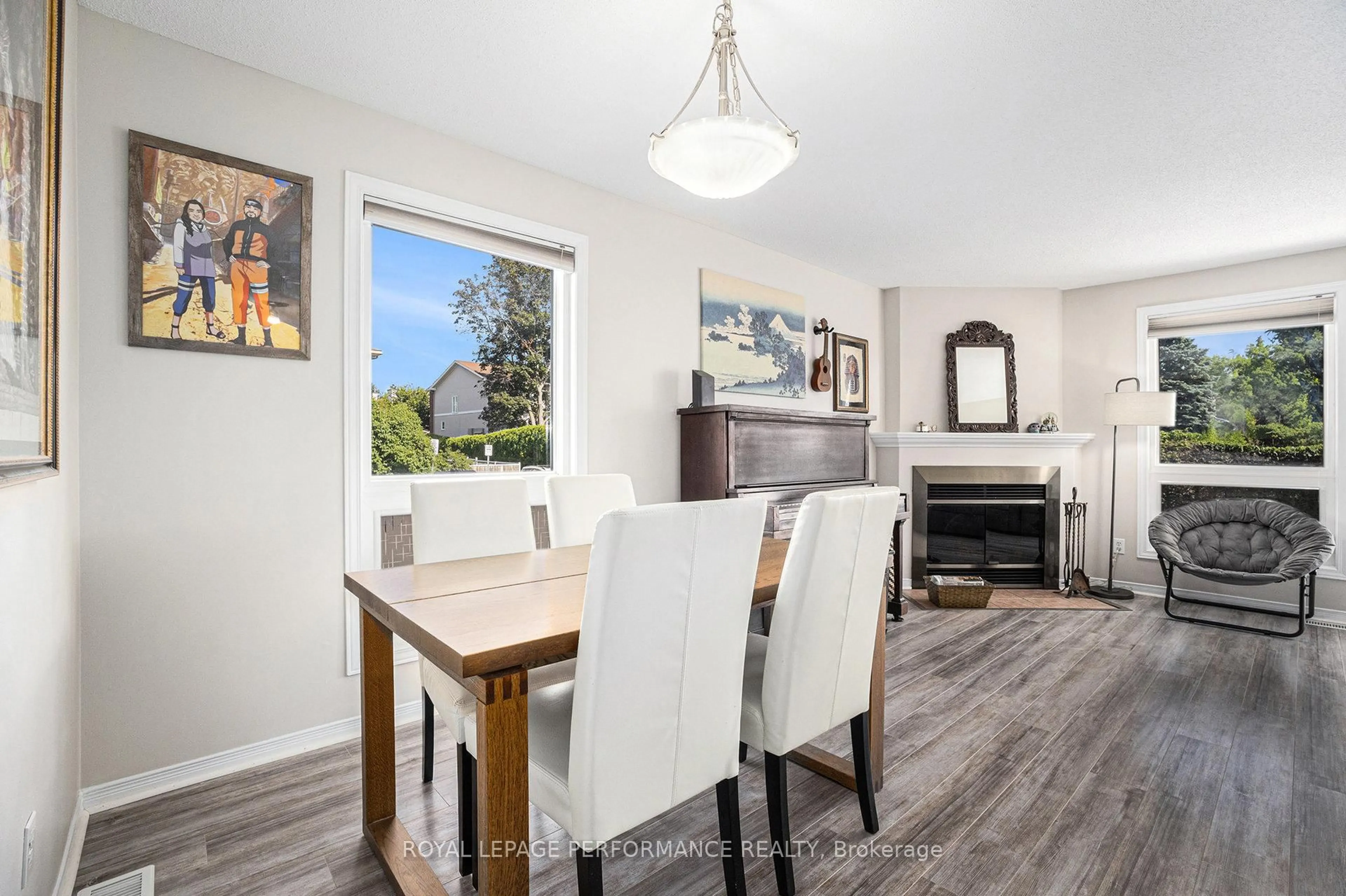 Dining room, wood/laminate floor for 6074 Red Willow Dr, Ottawa Ontario K1C 7J5