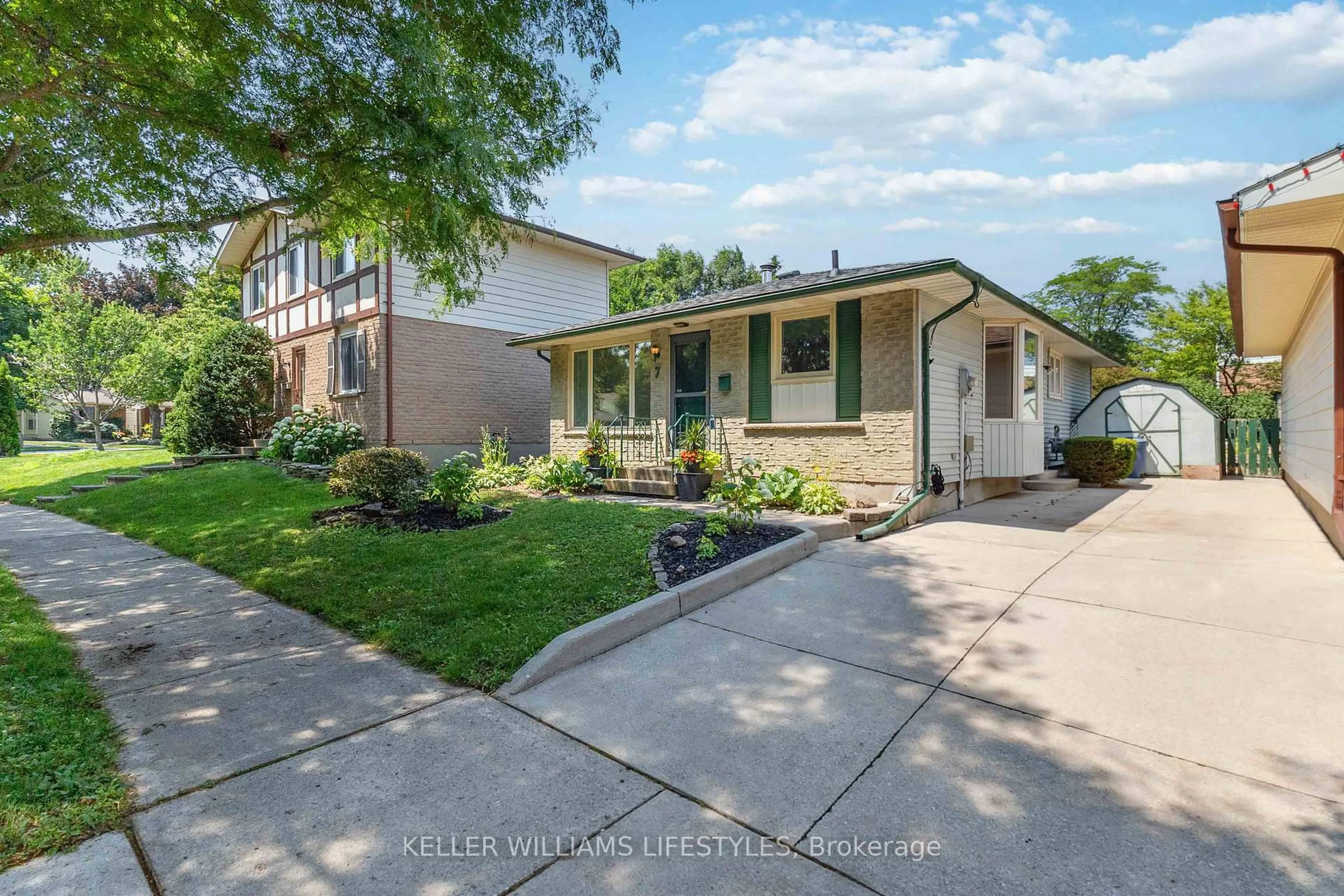 Home with vinyl exterior material, street for 7 Constable St, London North Ontario N6G 3N8
