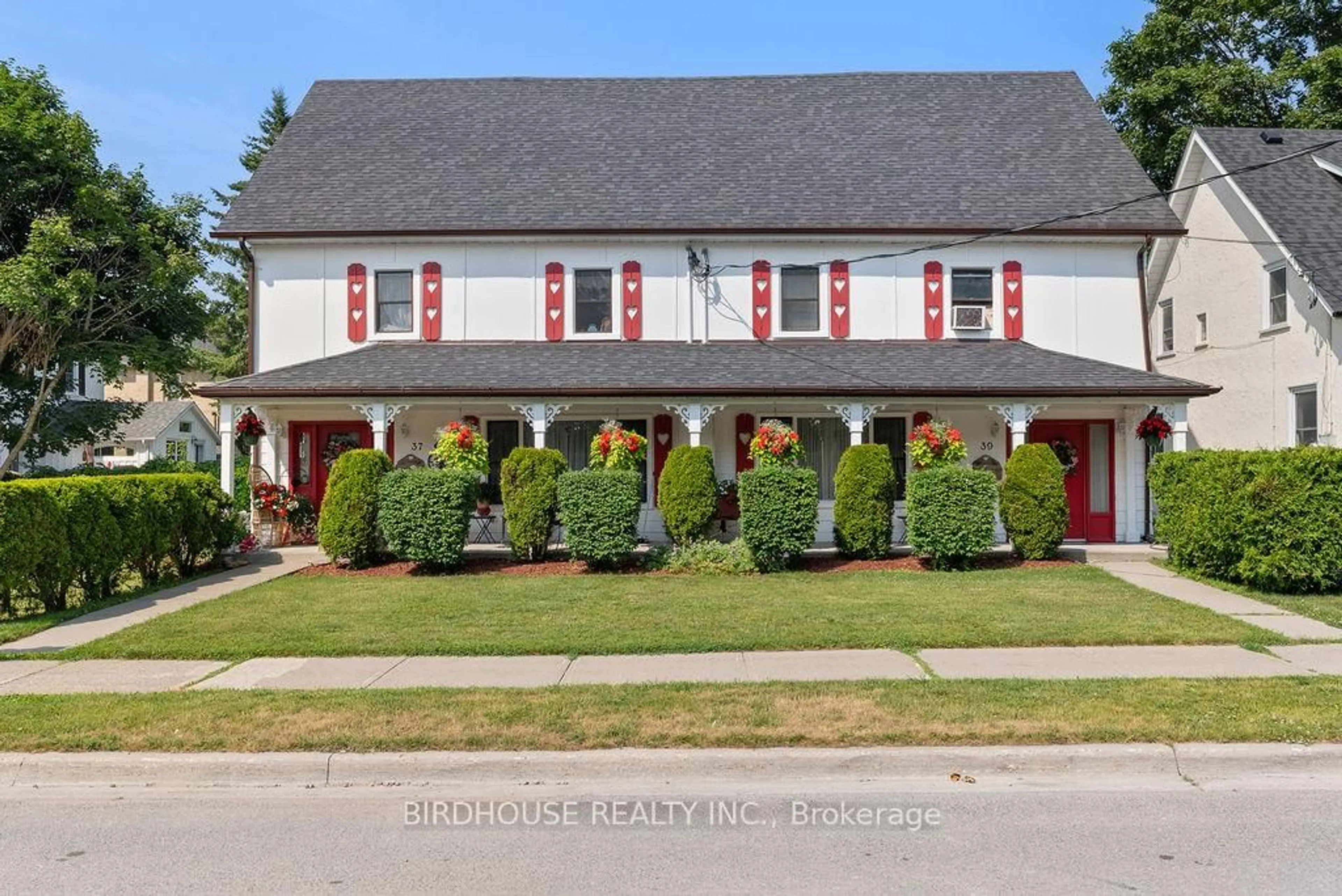 Home with brick exterior material, street for 37/39 Sussex St, Kawartha Lakes Ontario K9V 4H6